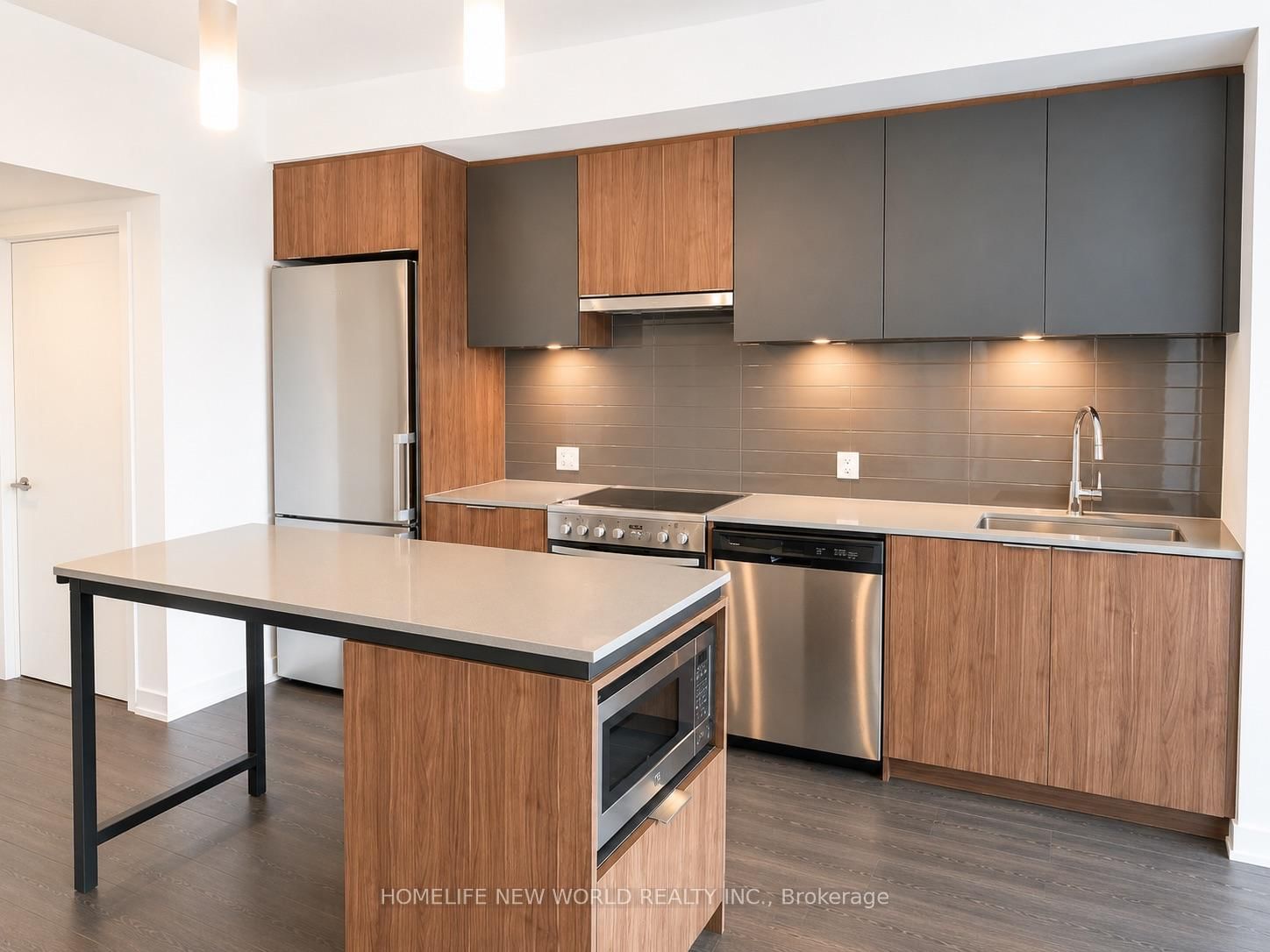 2505-203 College St, Toronto — 3