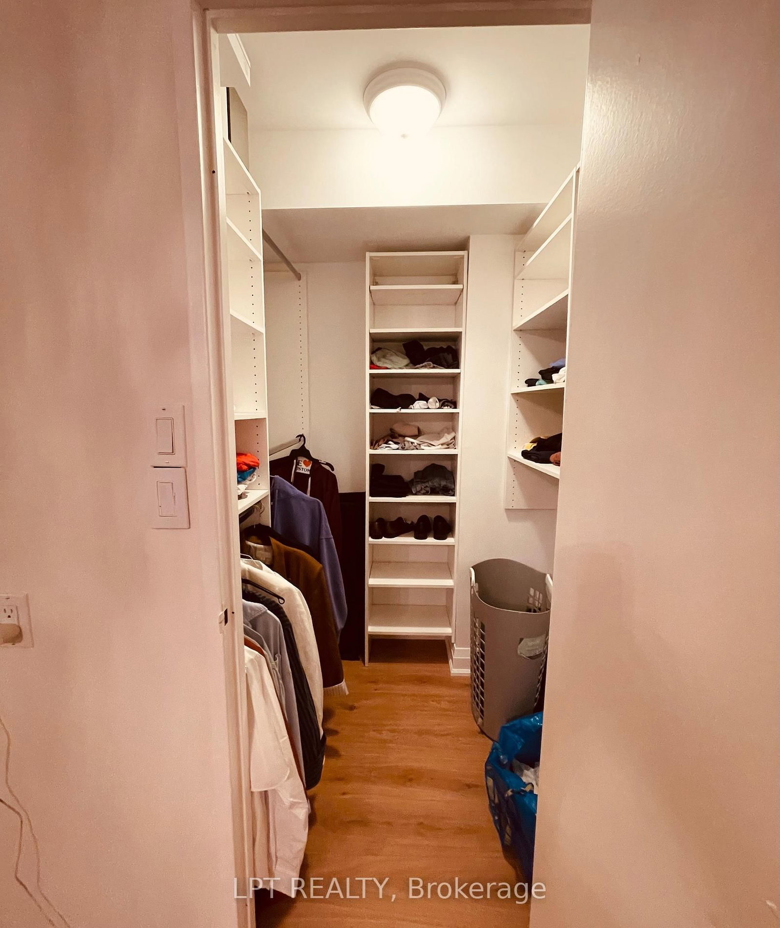402-22 Shallmar Blvd, Toronto — 12