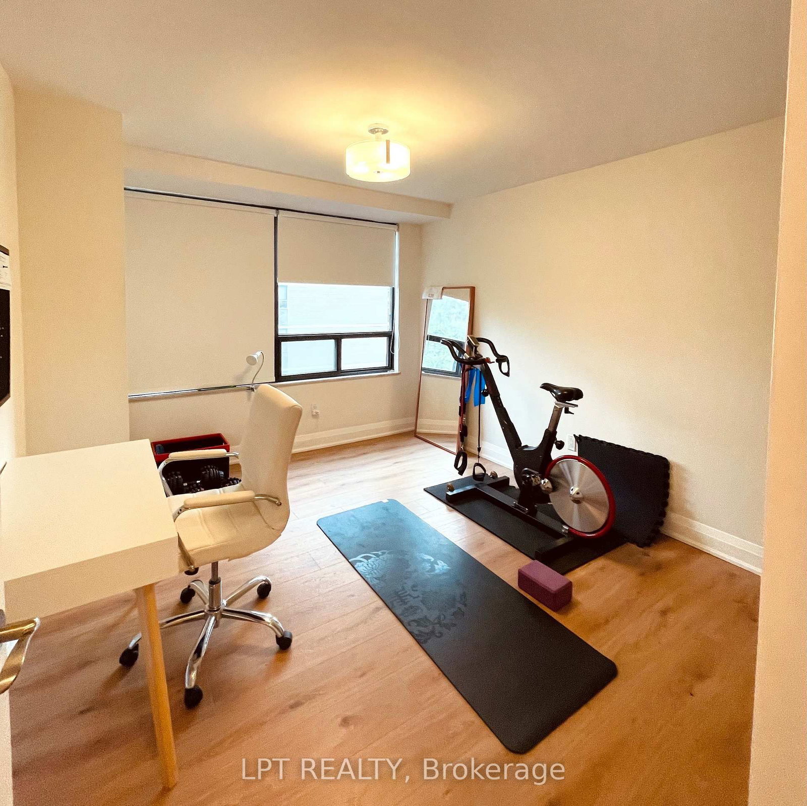 402-22 Shallmar Blvd, Toronto — 15