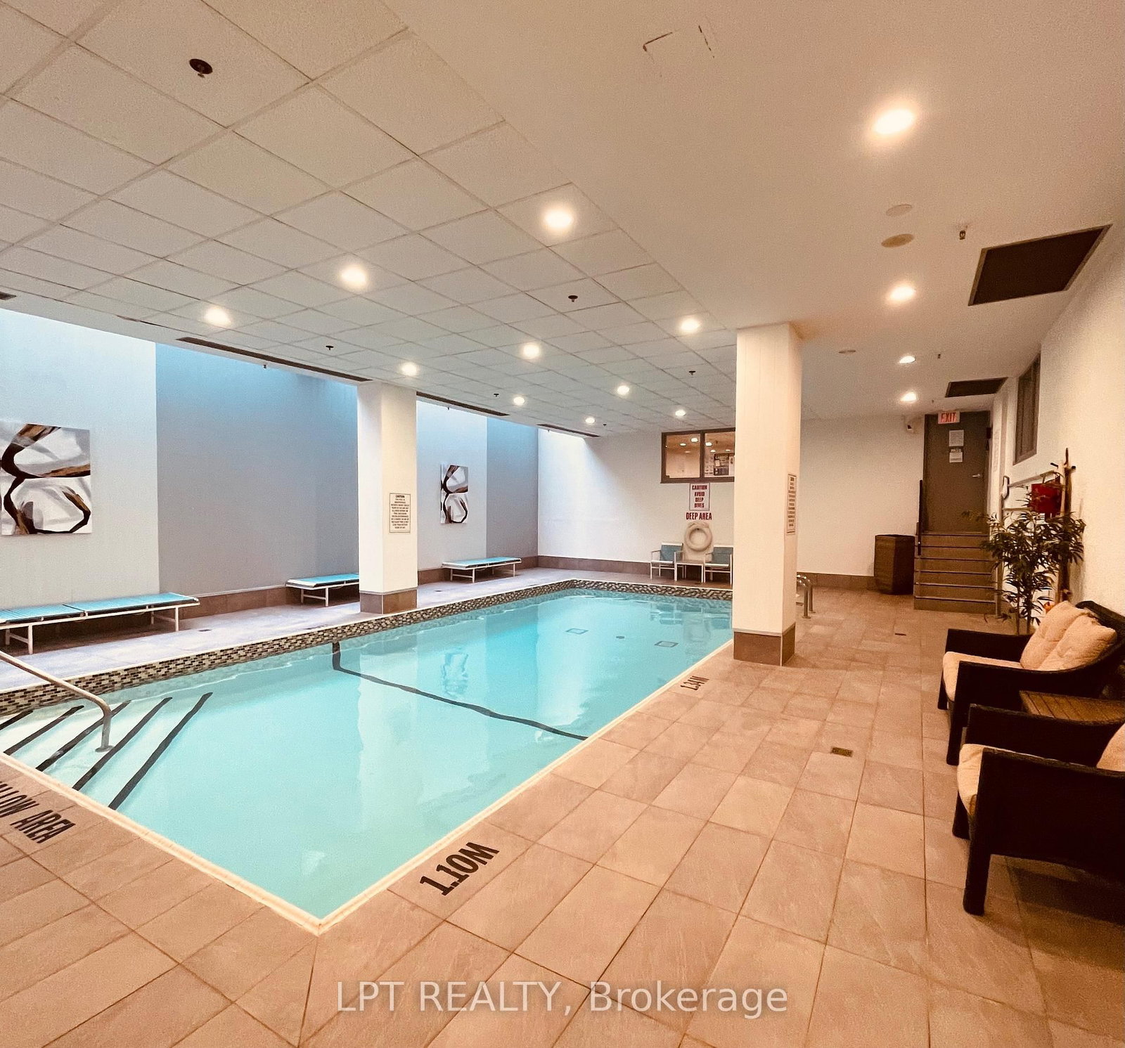 402-22 Shallmar Blvd, Toronto — 22