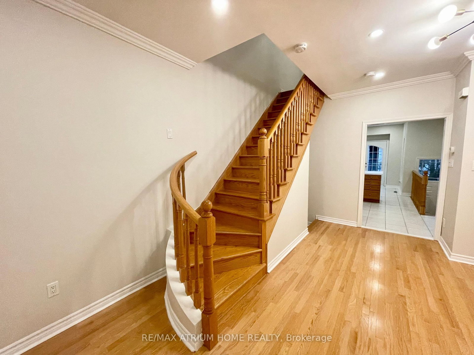 10 William Poole Way, Toronto — 11