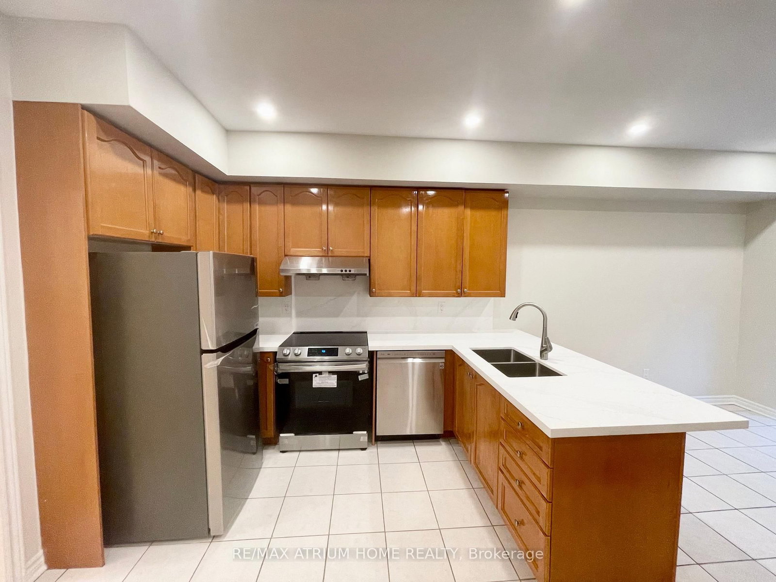 10 William Poole Way, Toronto — 4