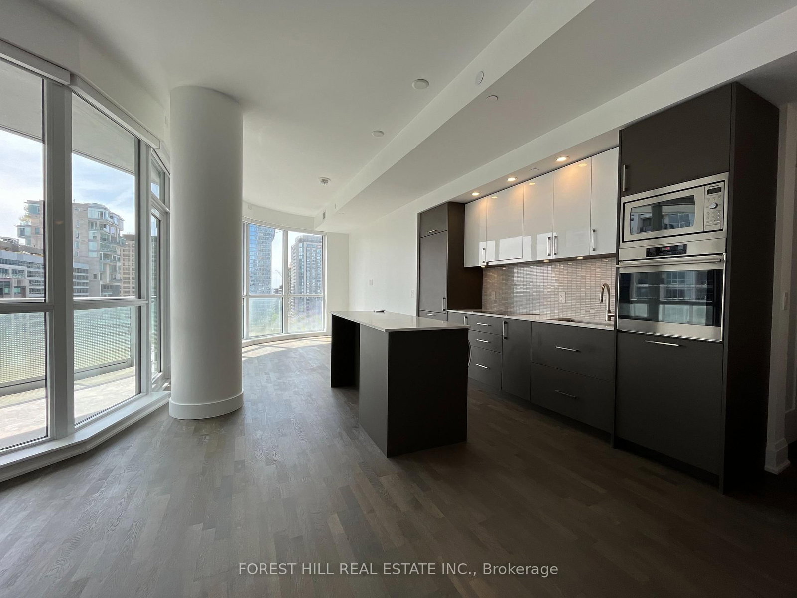 1802-88 Cumberland Ave, Toronto — 7