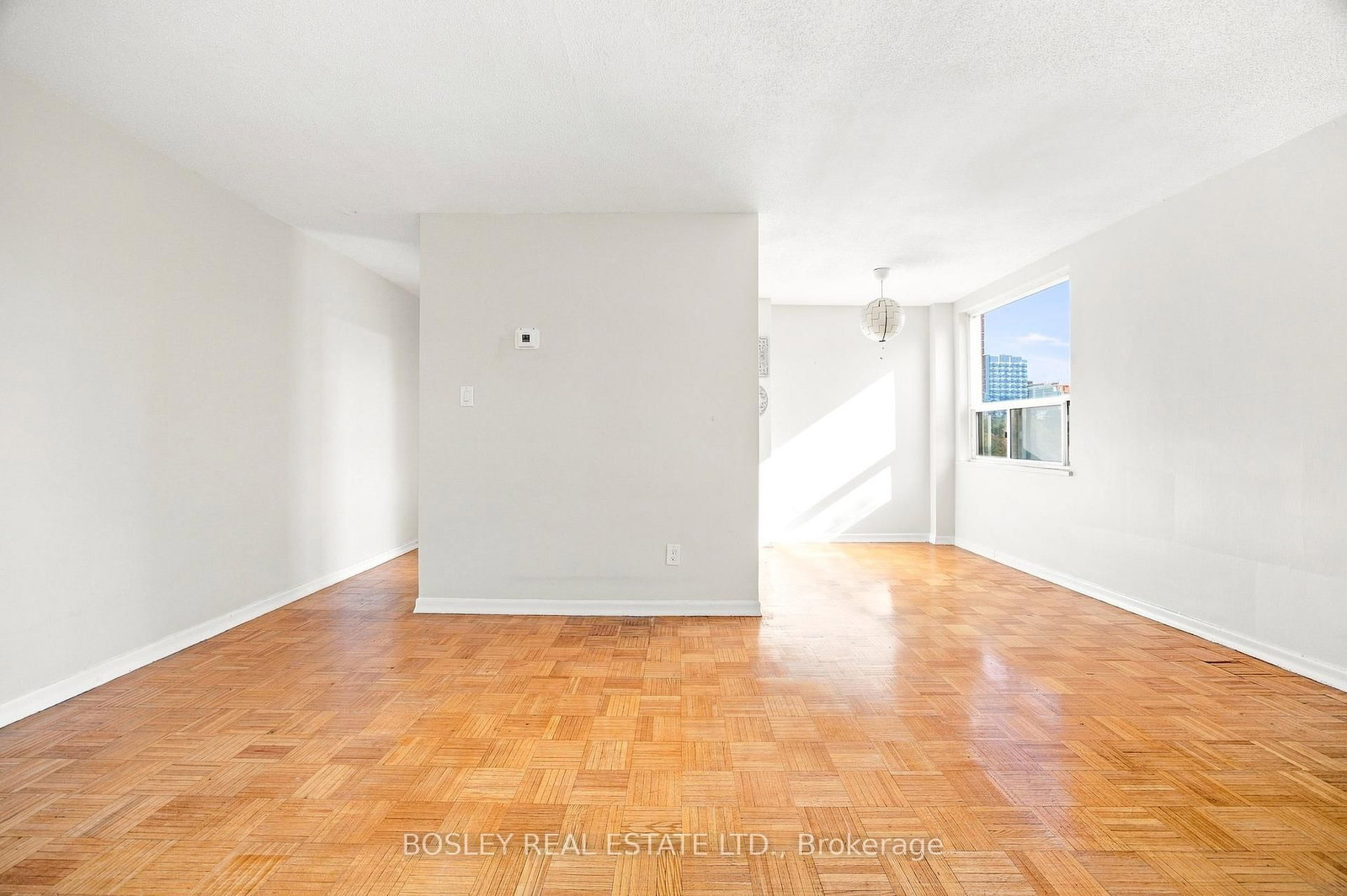 409-85 Lawton Blvd, Toronto — 4