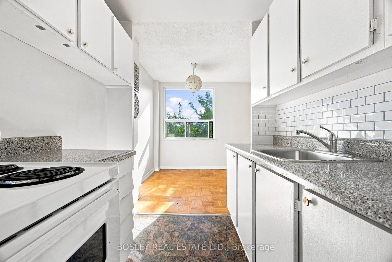 409-85 Lawton Blvd, Toronto — 9