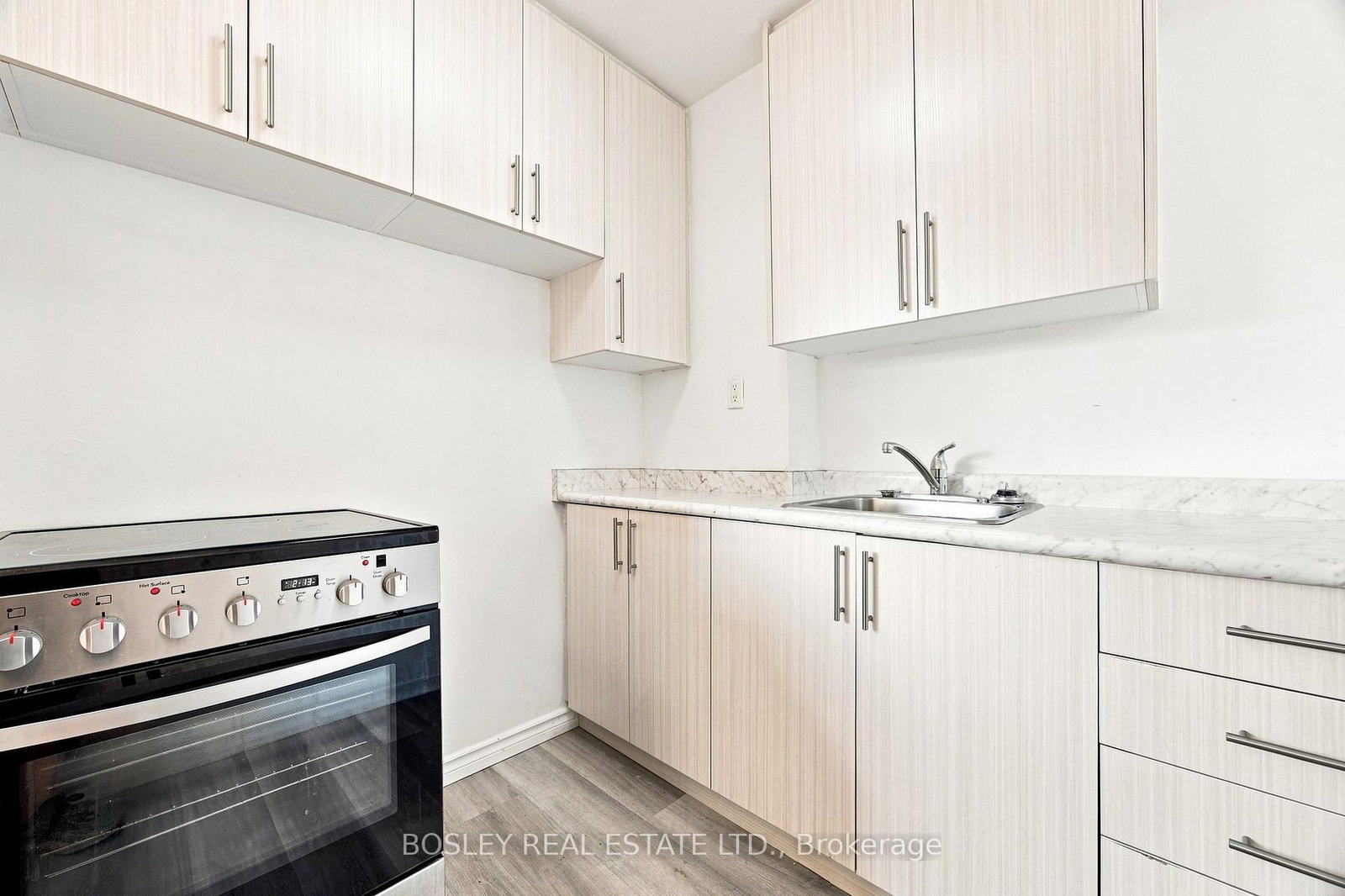 310-85 Lawton Blvd, Toronto — 10