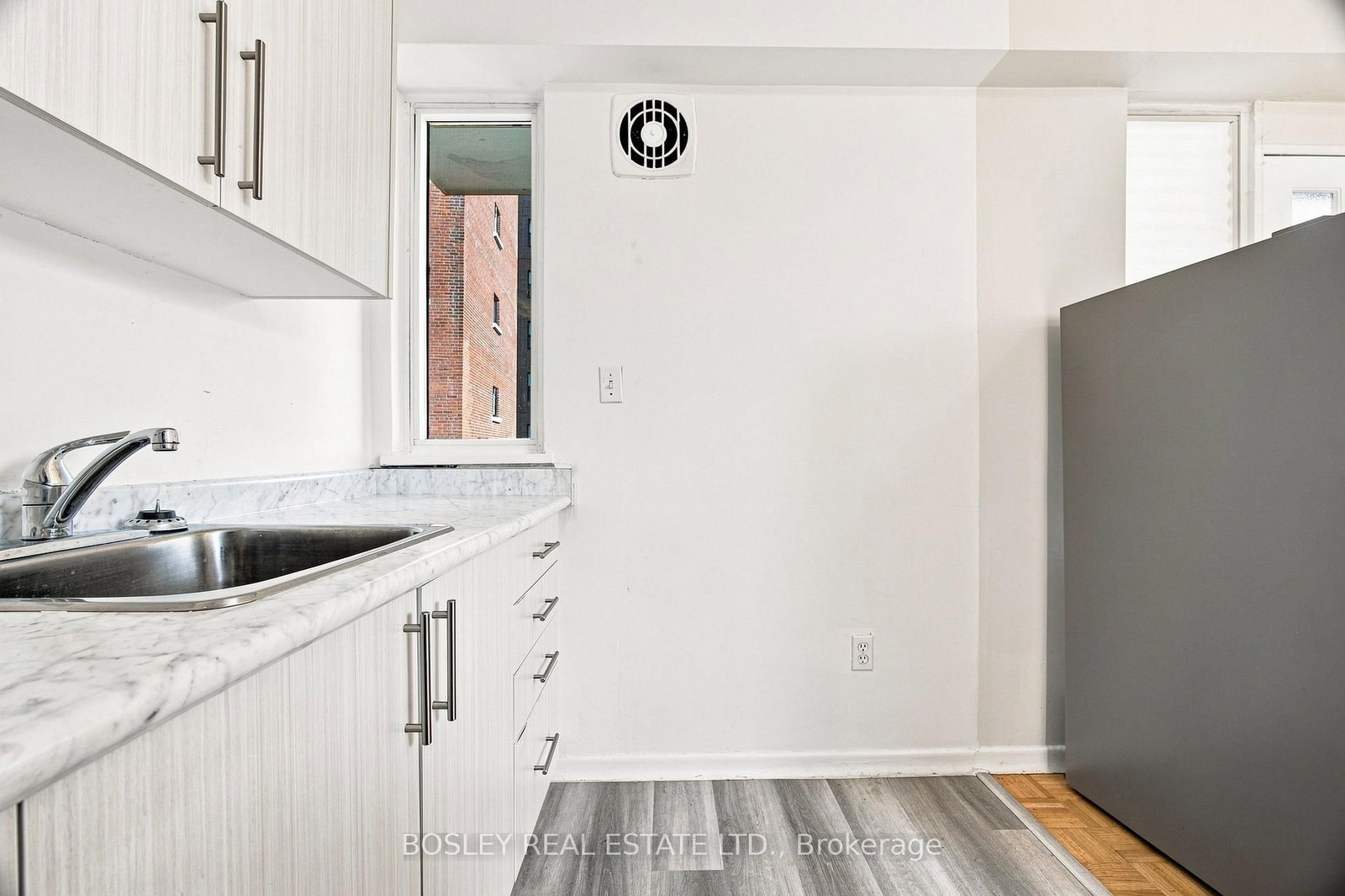 310-85 Lawton Blvd, Toronto — 11