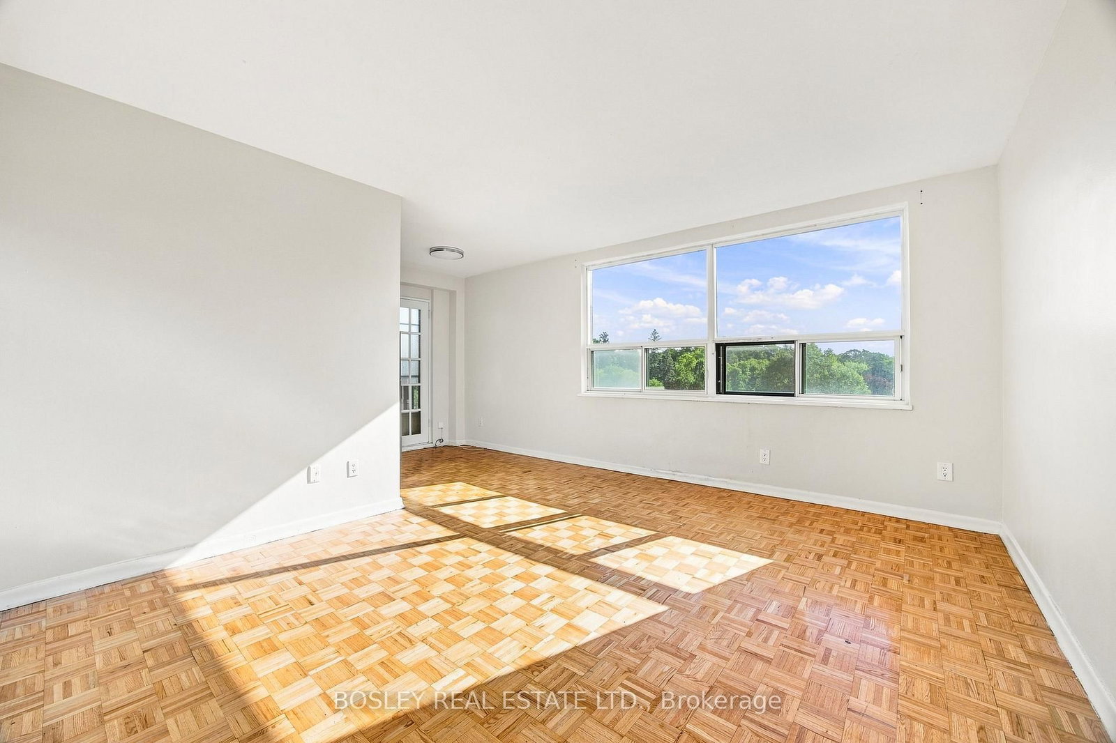 310-85 Lawton Blvd, Toronto — 2