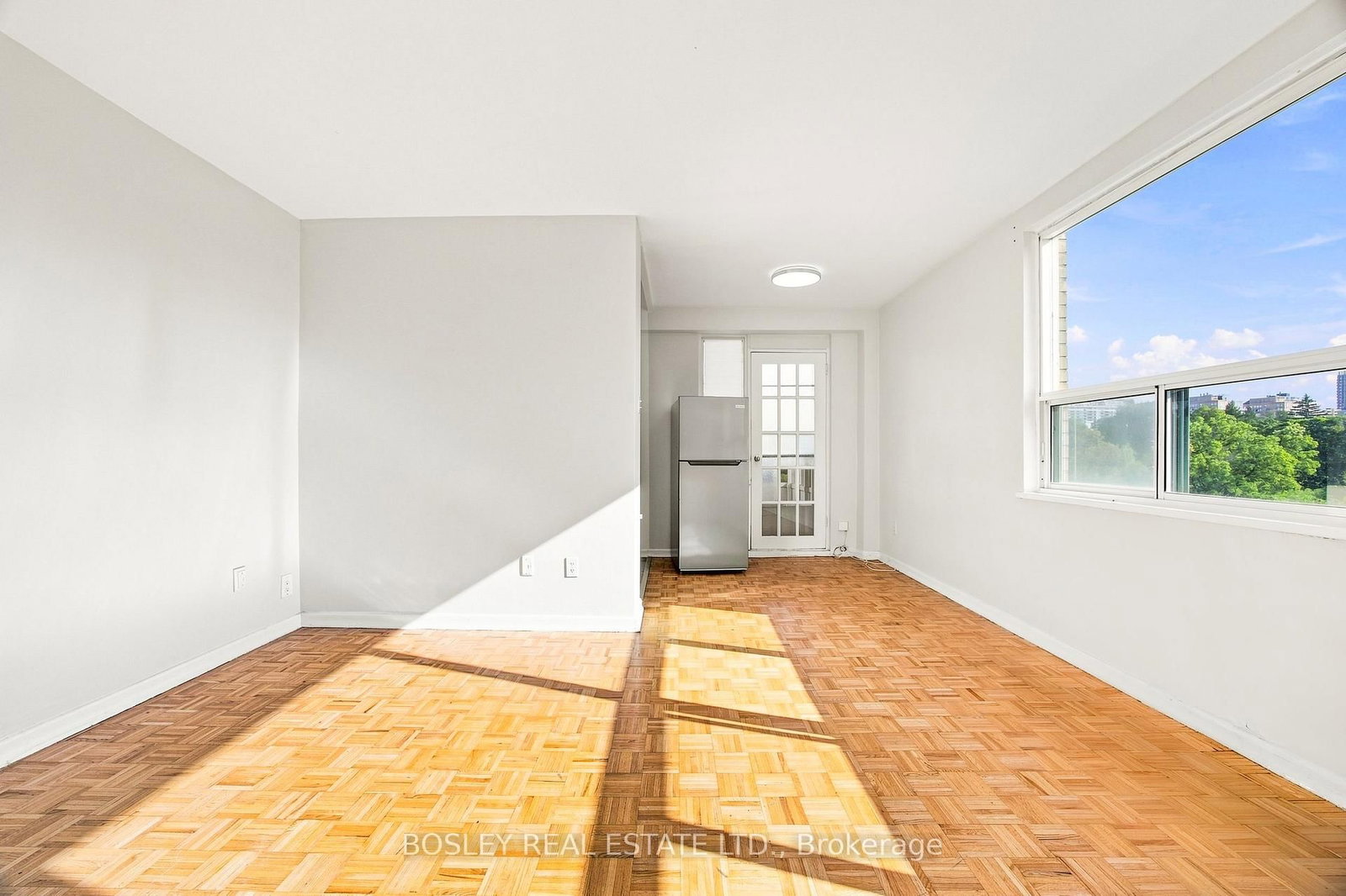 310-85 Lawton Blvd, Toronto — 3