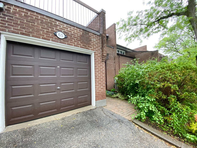 65 Black Hawk Way - Photo 2
