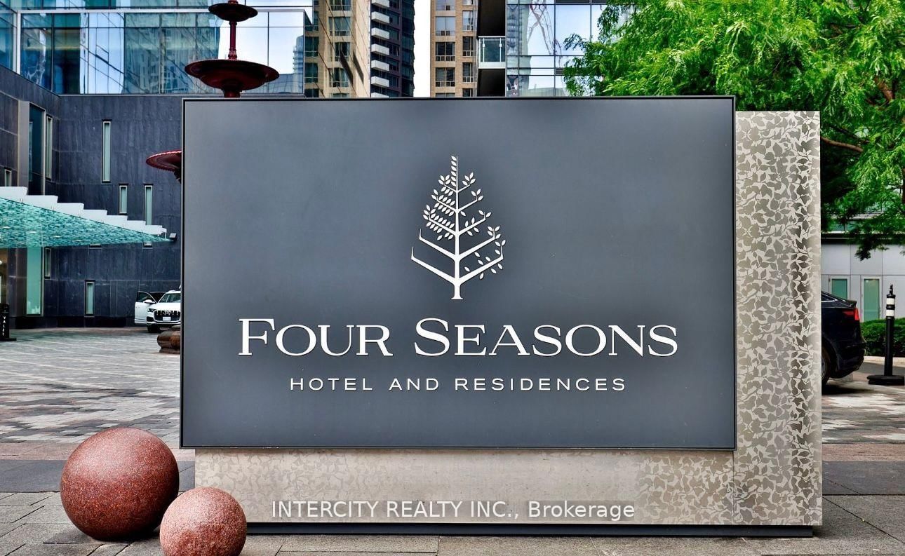 4001-50 Yorkville Ave, Toronto — 2