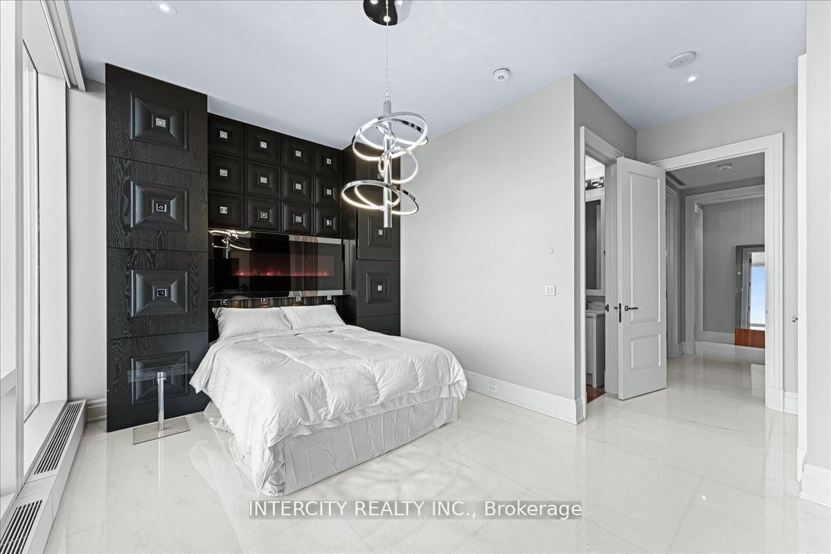 4001-50 Yorkville Ave, Toronto — 21