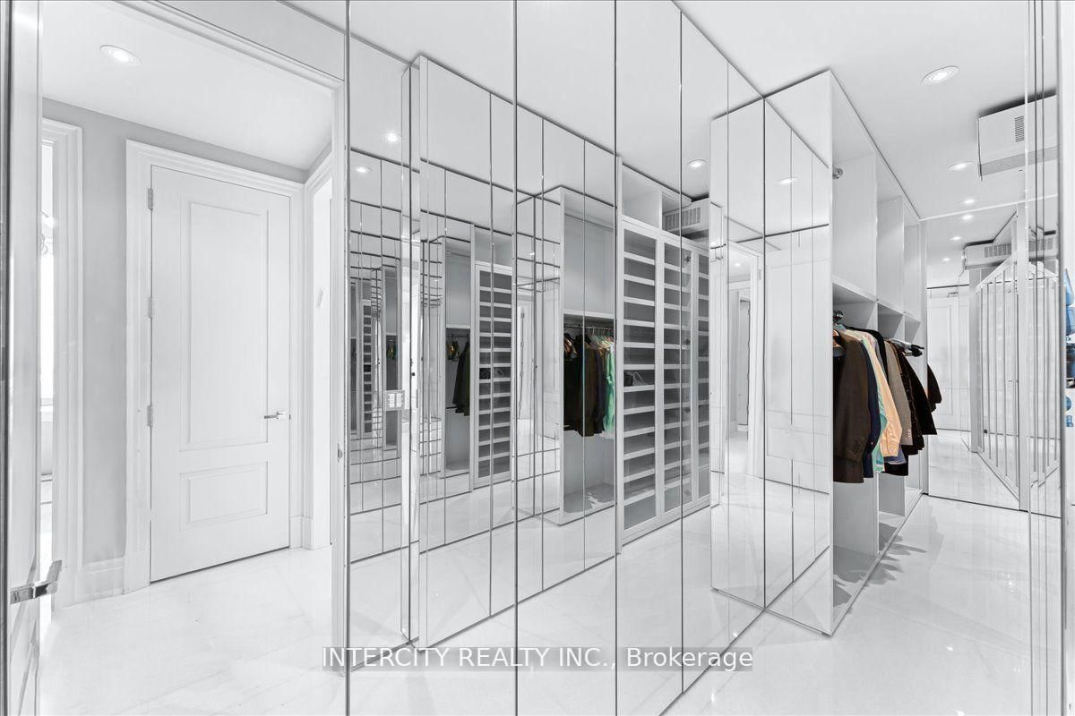 4001-50 Yorkville Ave, Toronto — 33