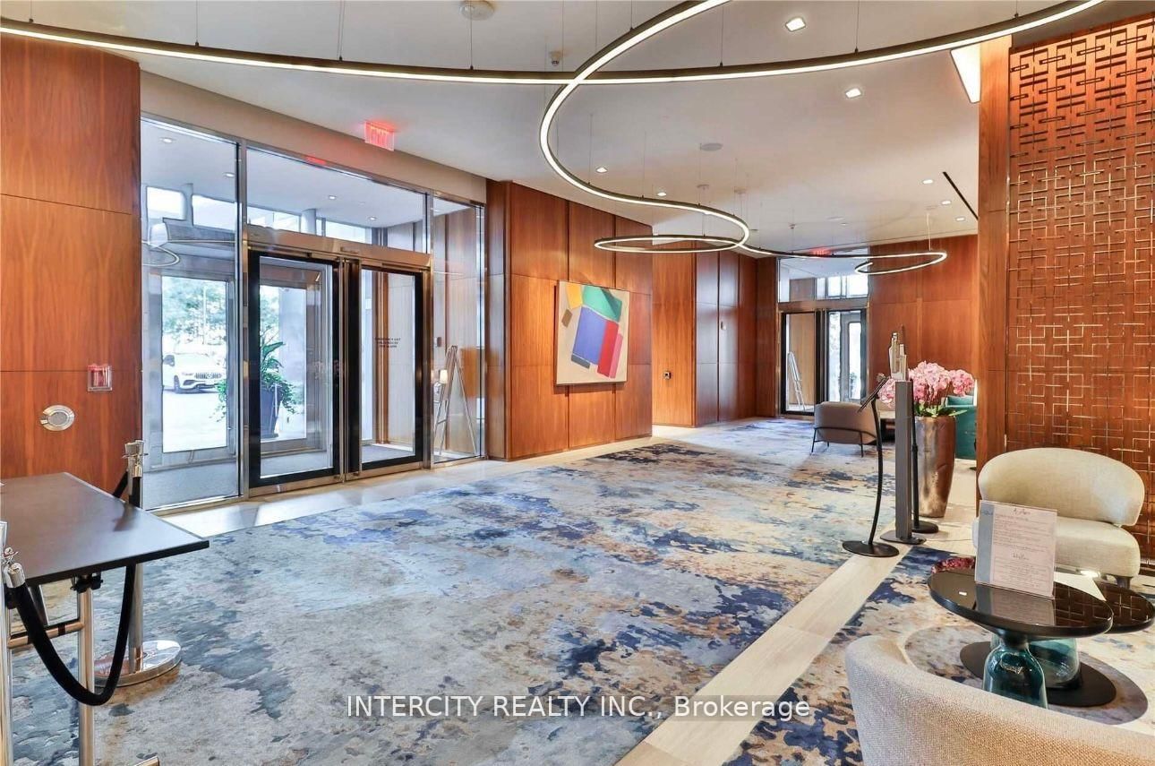 4001-50 Yorkville Ave, Toronto — 40