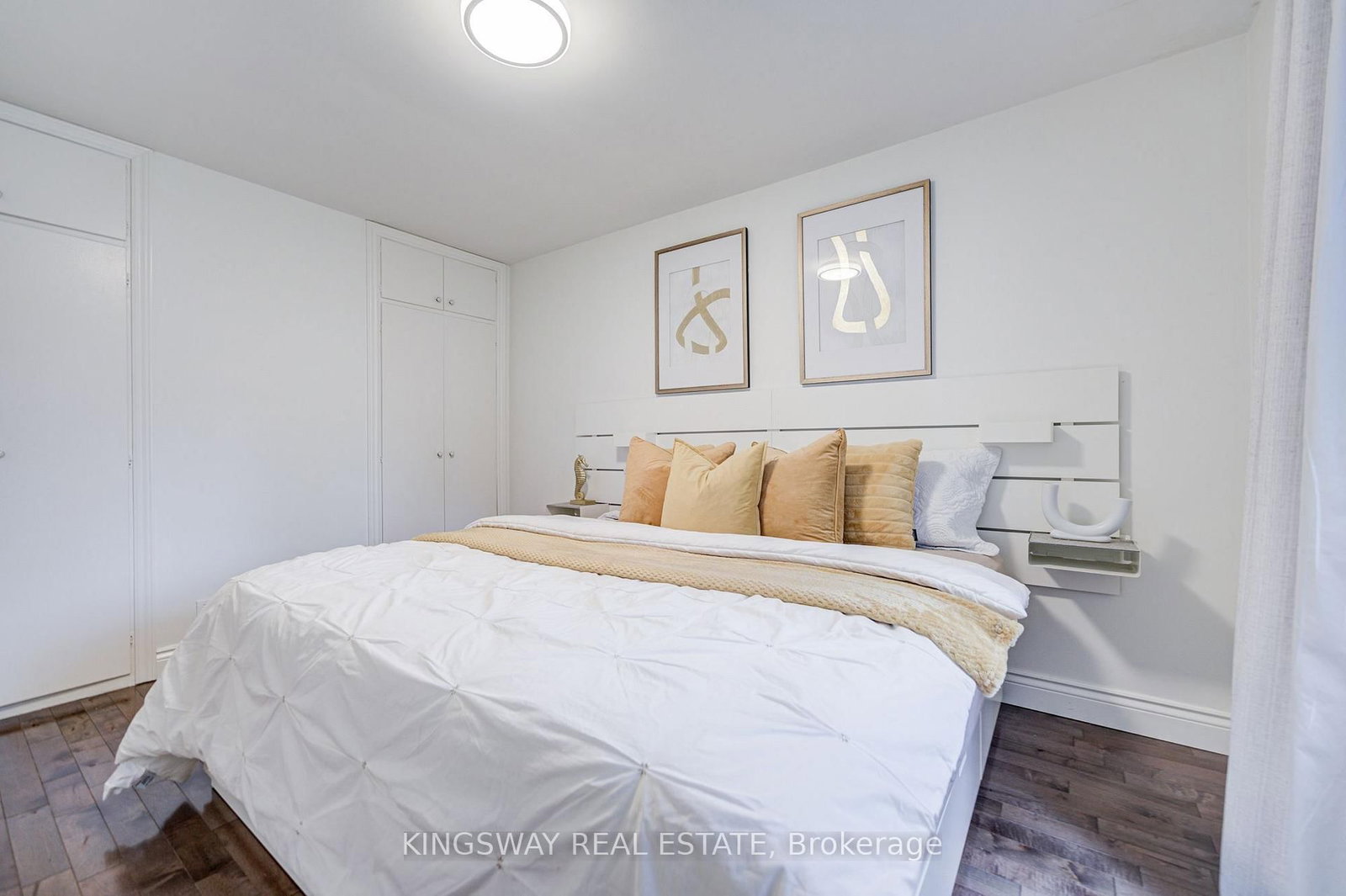 20 Wigmore Dr, Toronto — 26