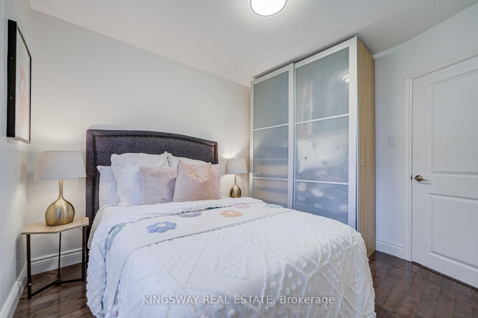 20 Wigmore Dr, Toronto — 27