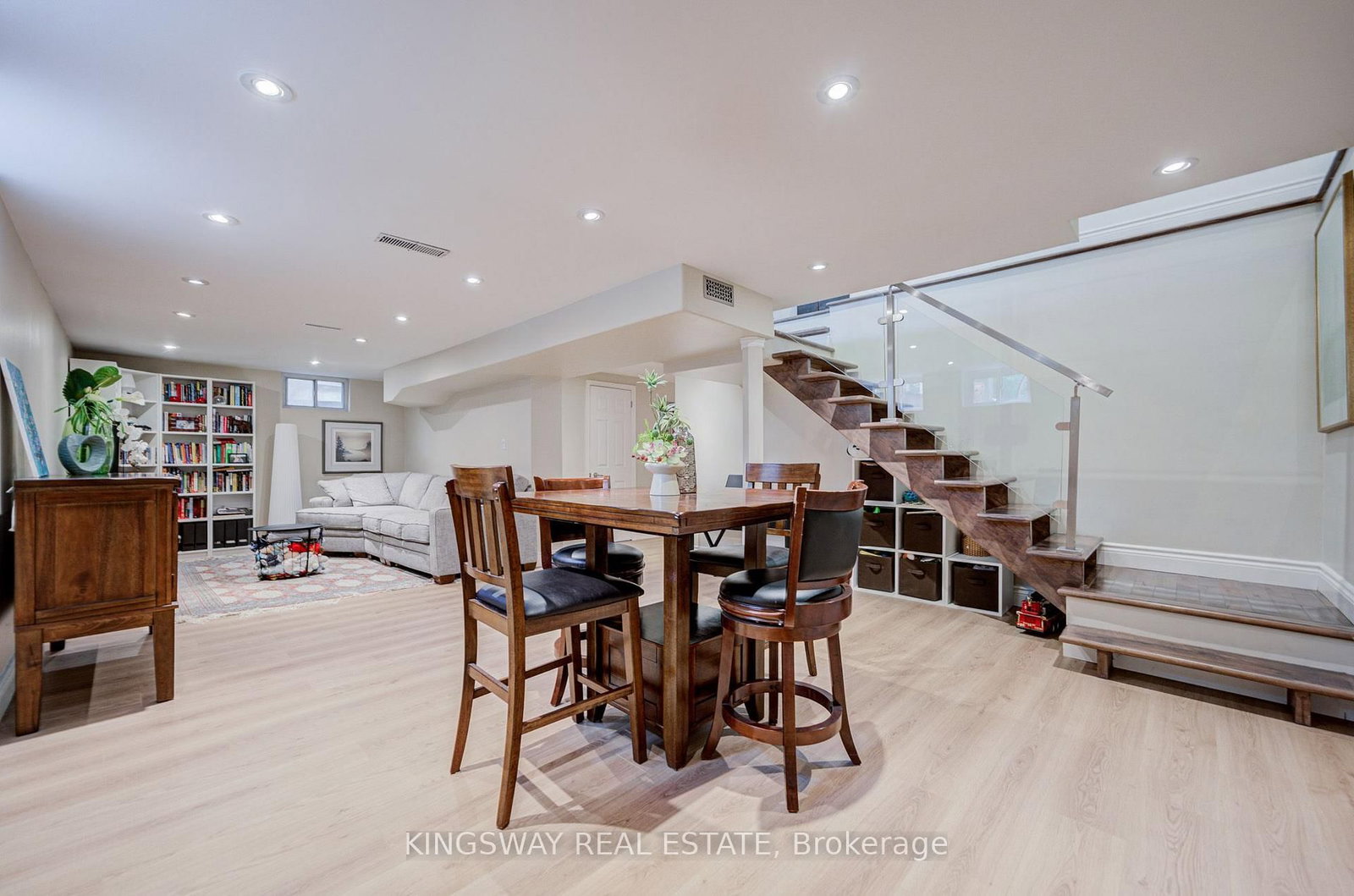 20 Wigmore Dr, Toronto — 31