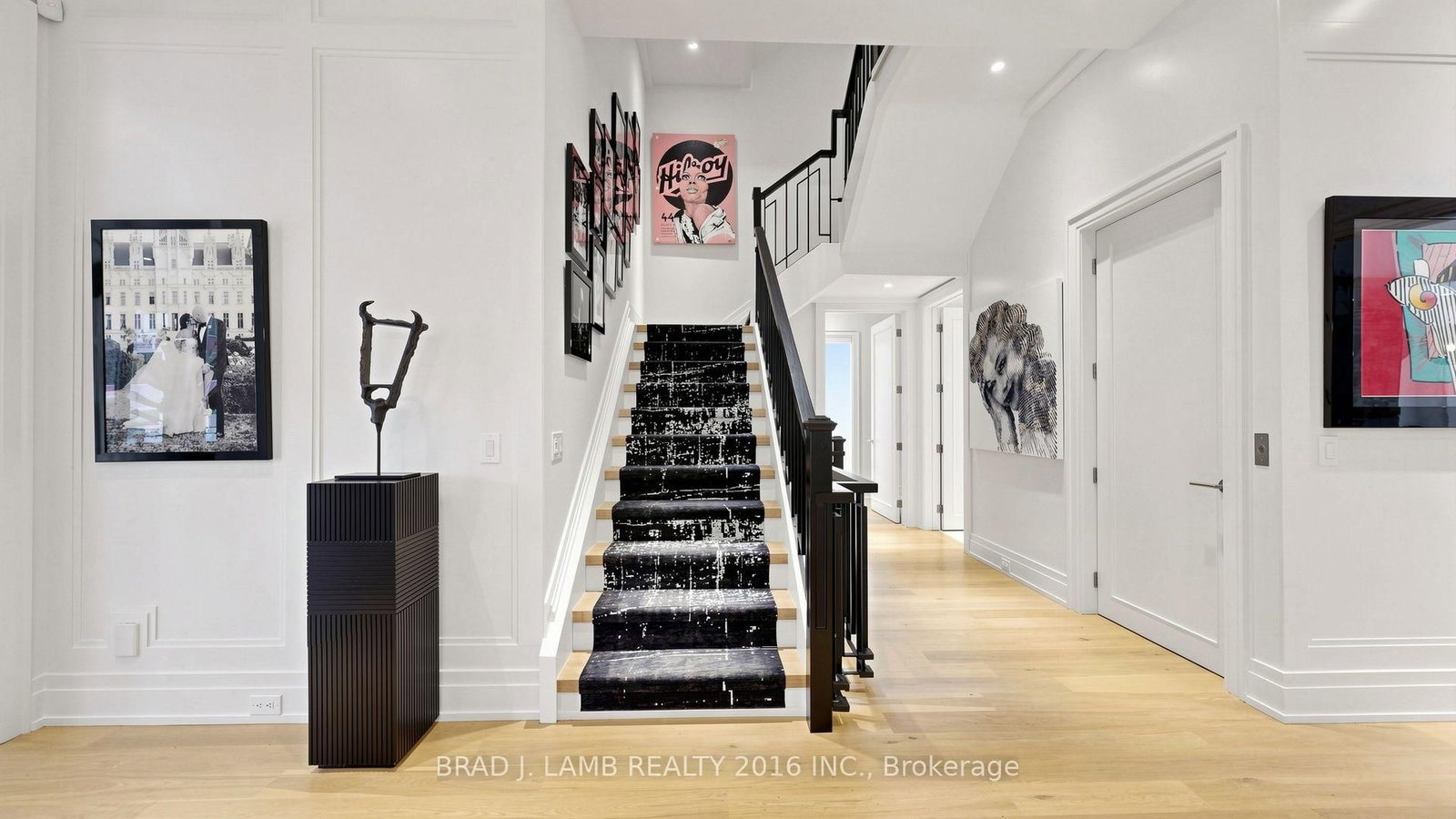 22 Glenayr Rd, Toronto — 25