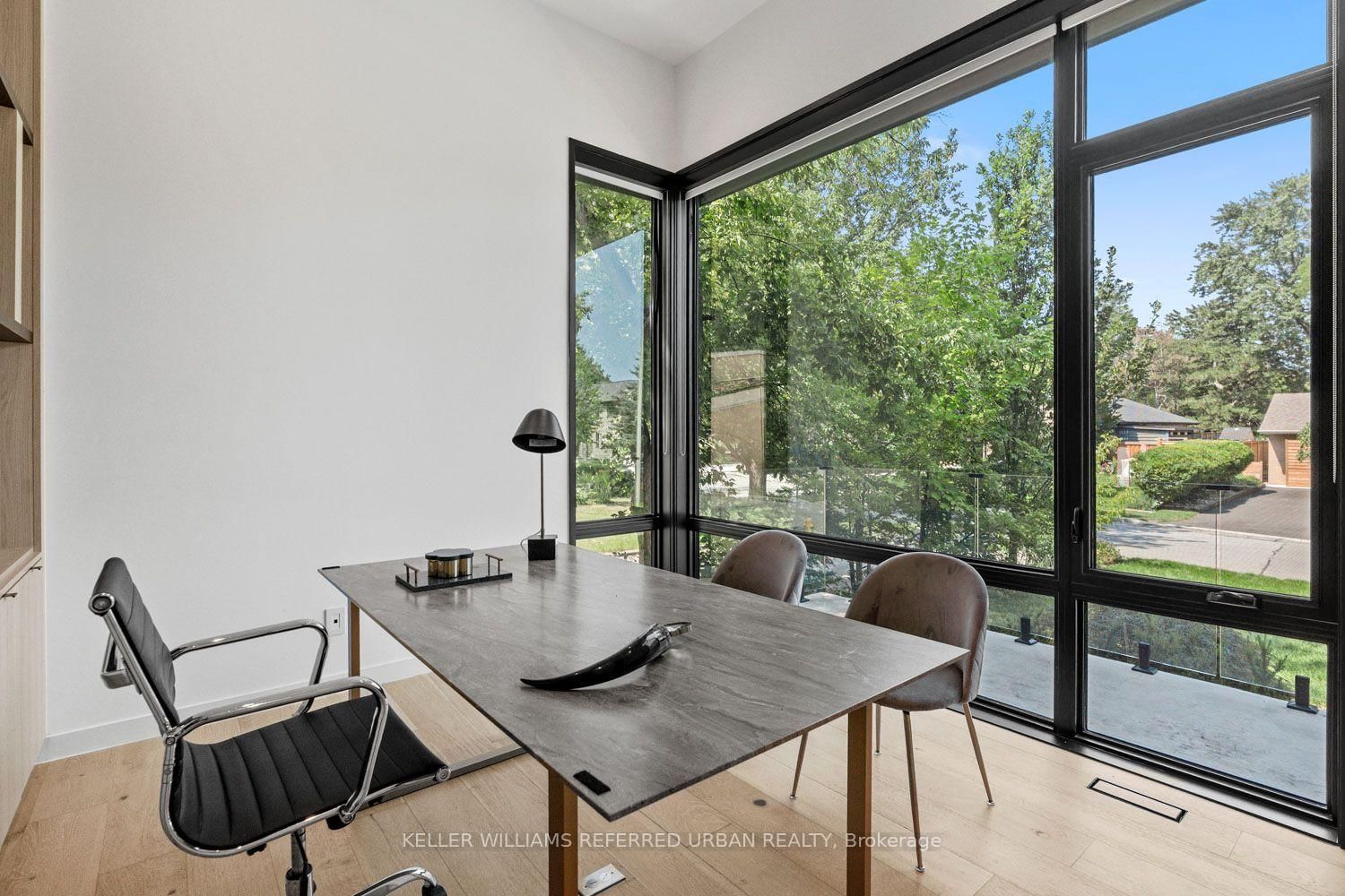 27 Berkinshaw Cres, Toronto — 20