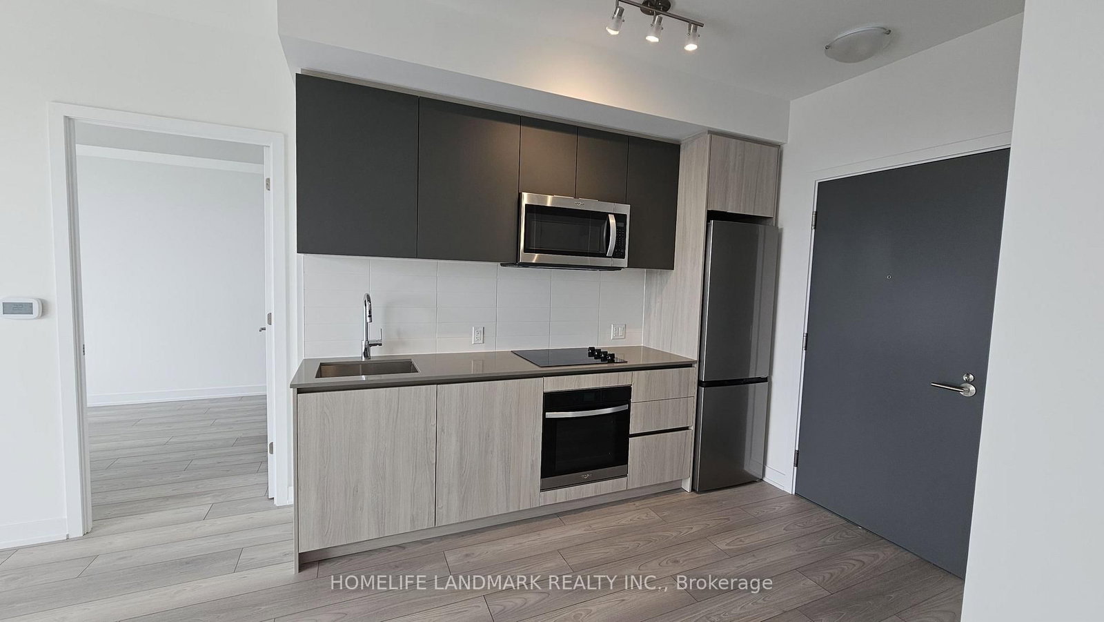 3225-5858 Yonge St, Toronto — 6