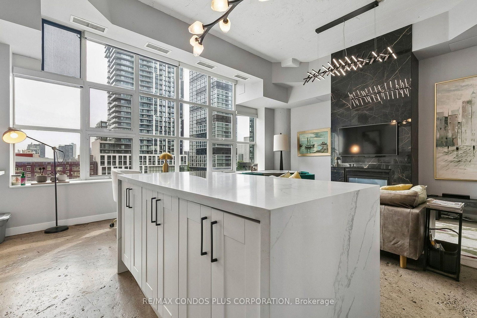 647-155 Dalhousie St, Toronto — 8
