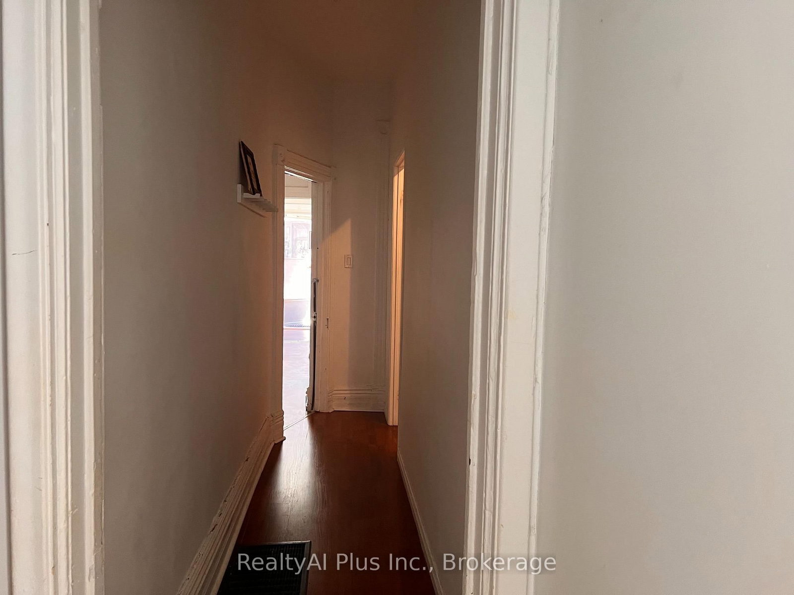 182 Boulton Ave, Toronto — 9