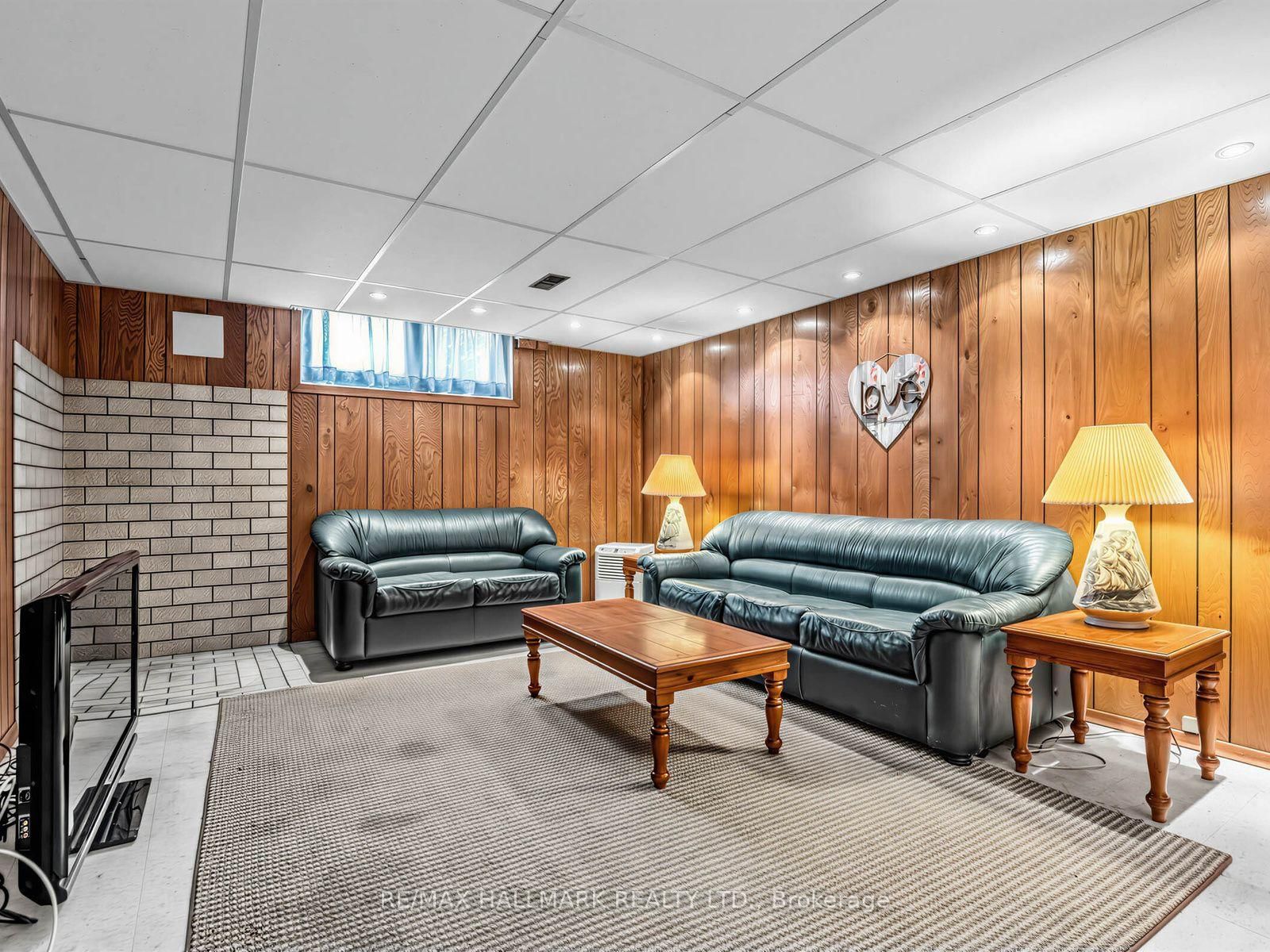 23 Lynnbrook Dr, Toronto — 27