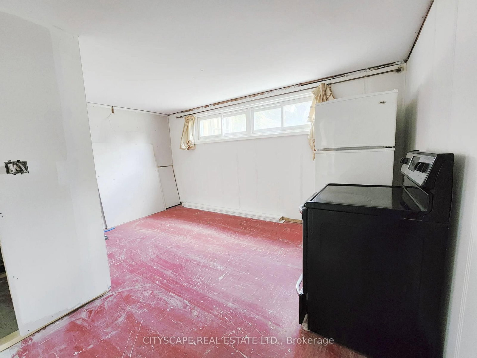 23 MANORWOOD Rd, Toronto — 20