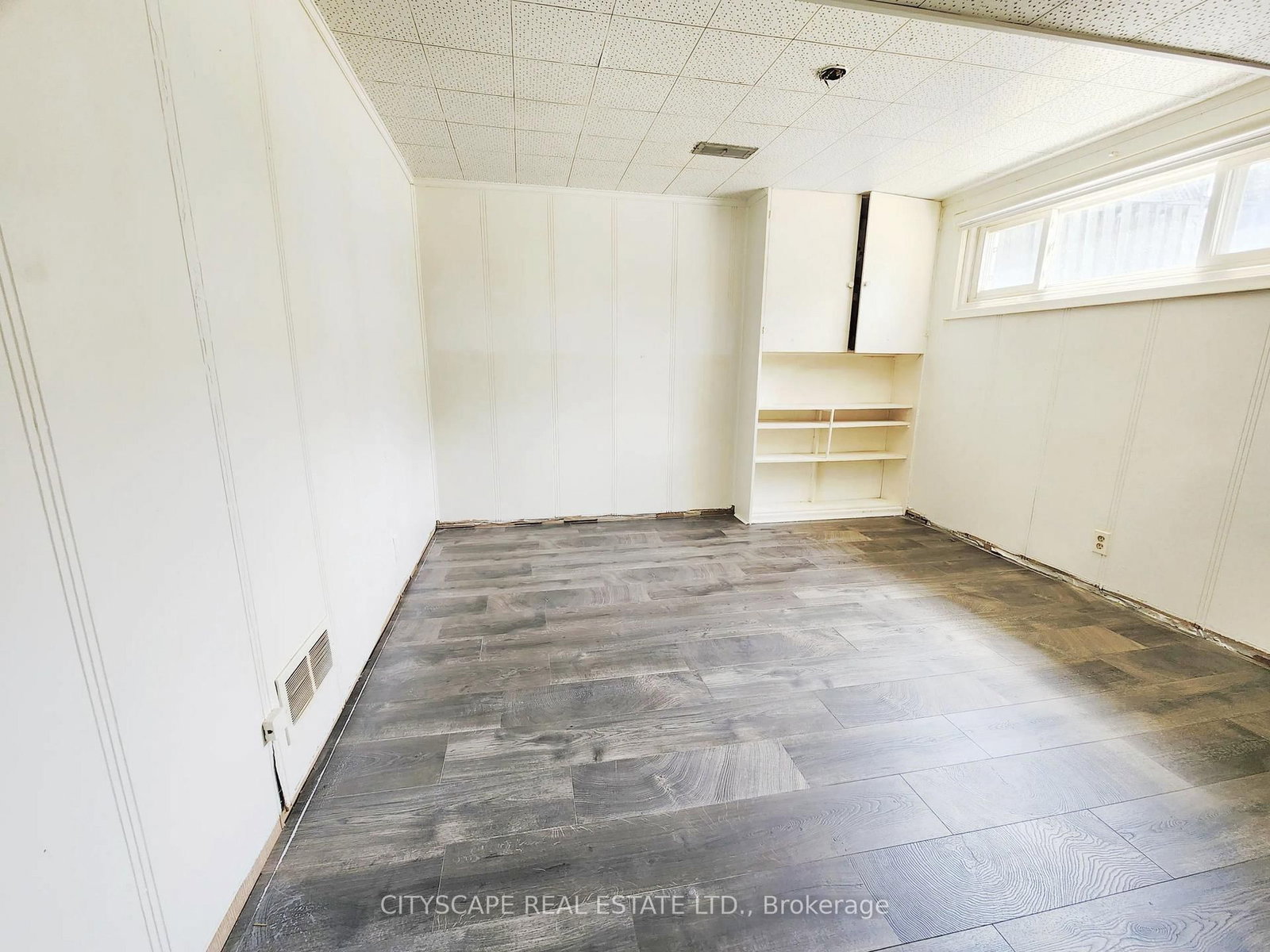 23 MANORWOOD Rd, Toronto — 22