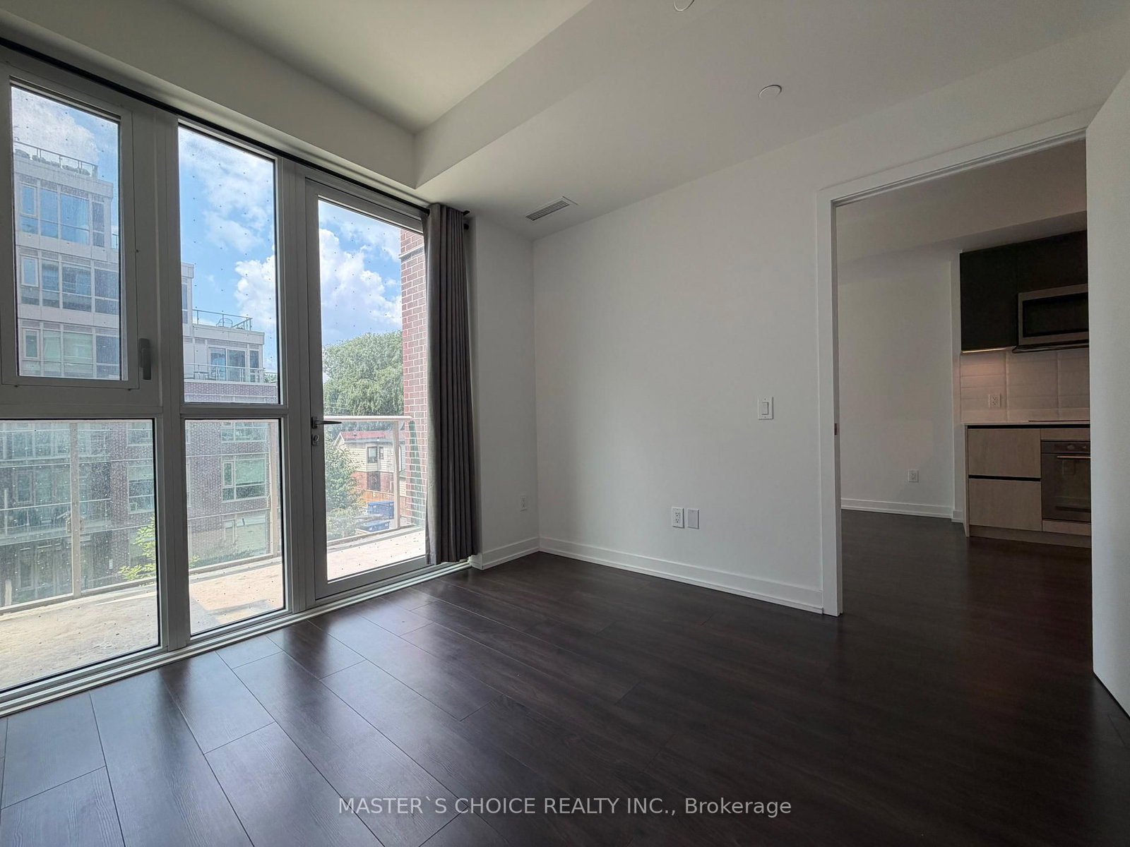 323-150 logan Ave, Toronto — 14