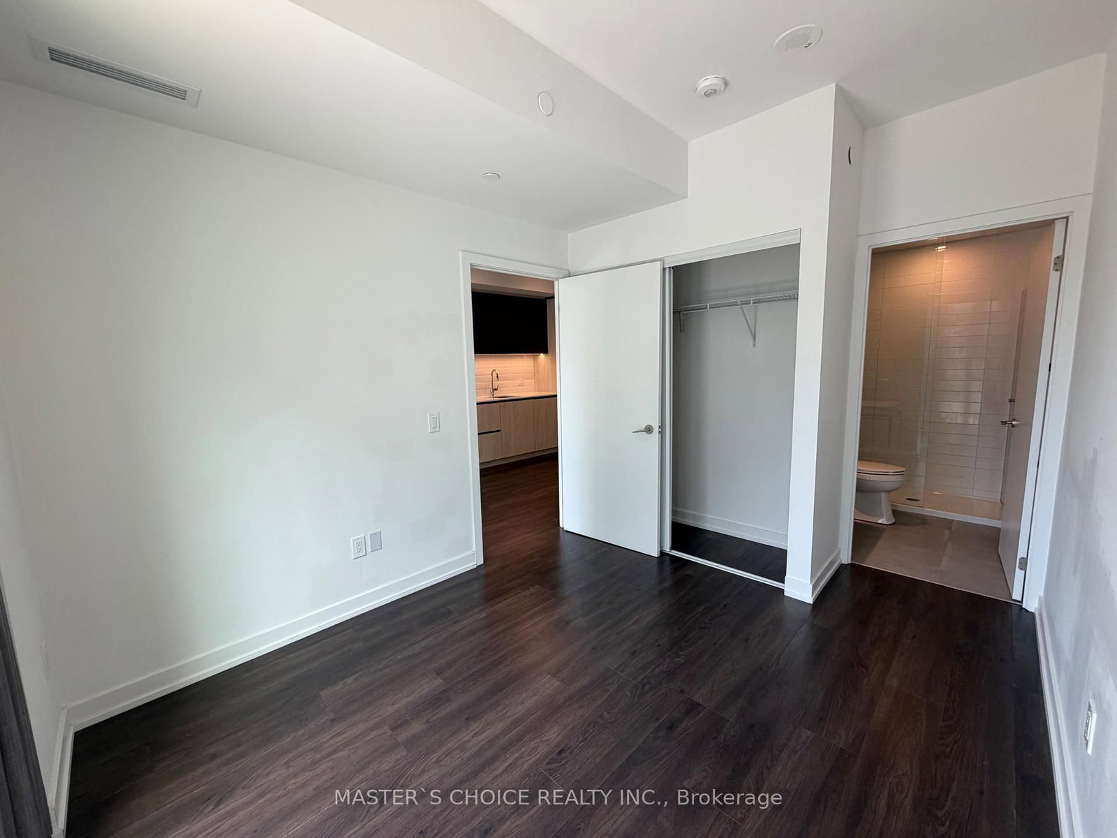 323-150 logan Ave, Toronto — 15