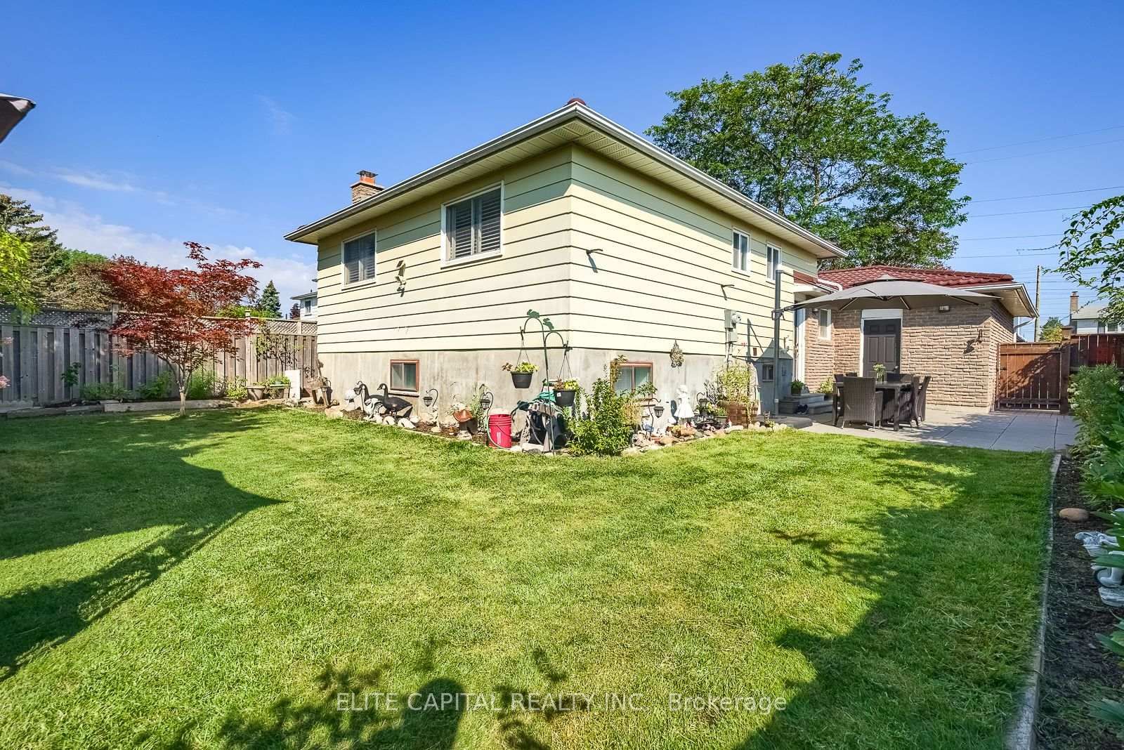 27 Staley Terr, Toronto — 33
