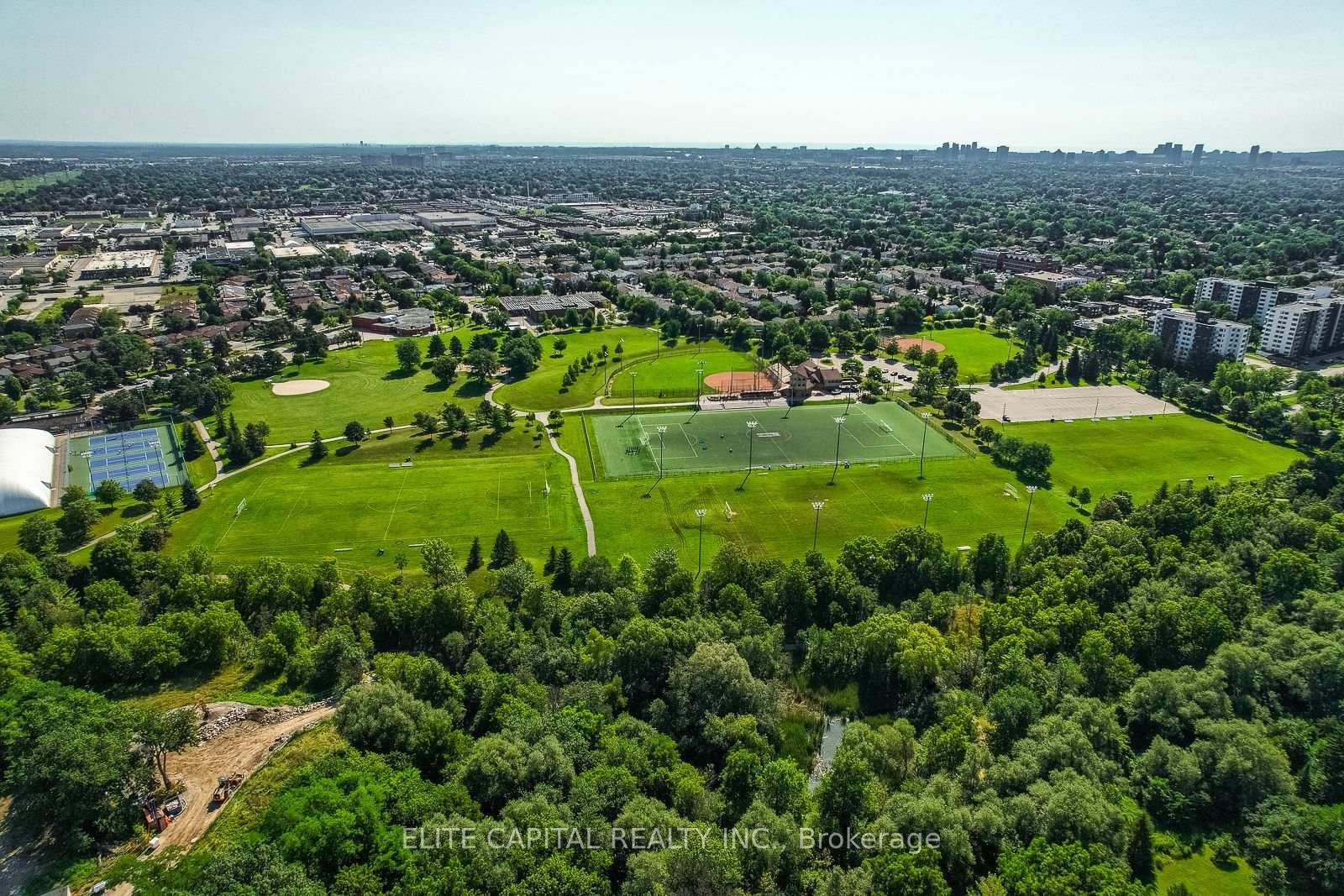 27 Staley Terr, Toronto — 38