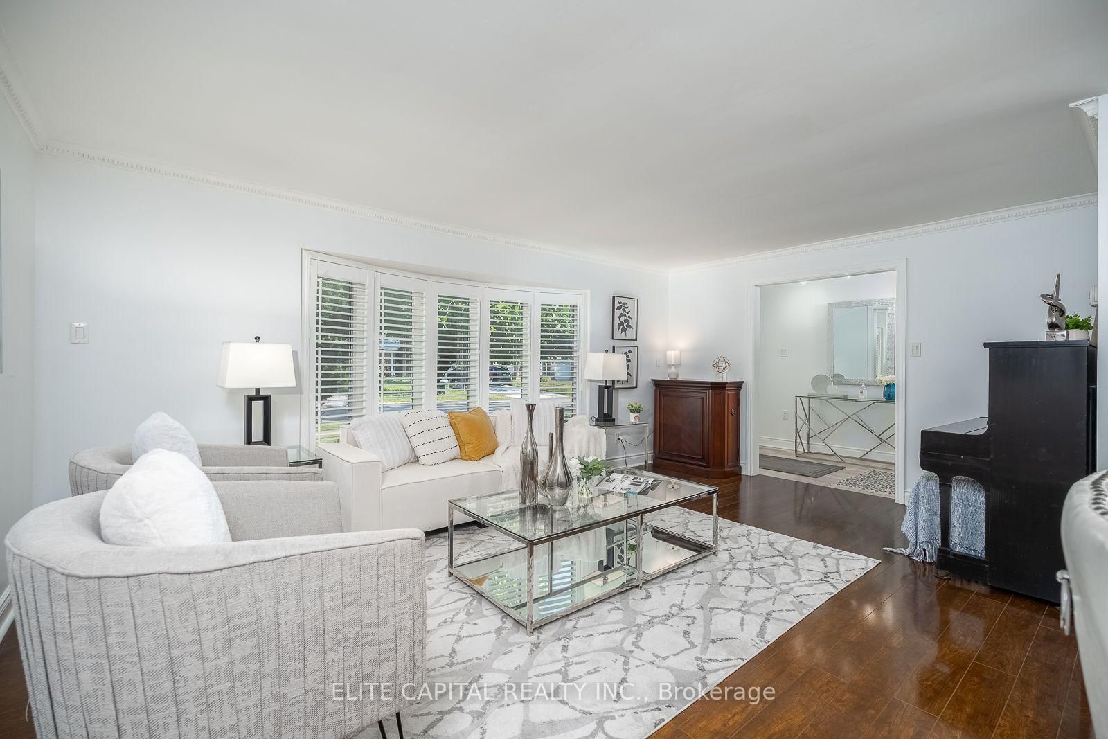 27 Staley Terr, Toronto — 6