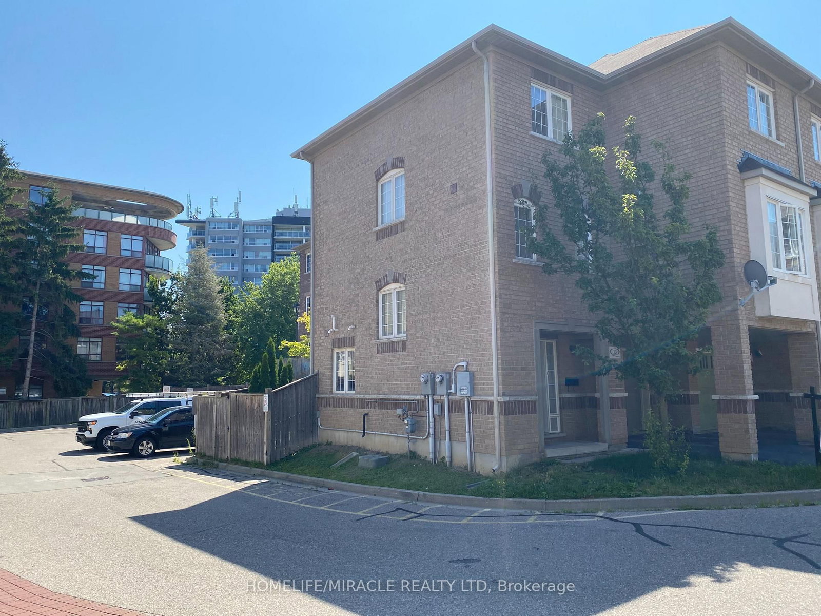 13 Vasto Lane, Toronto — 2