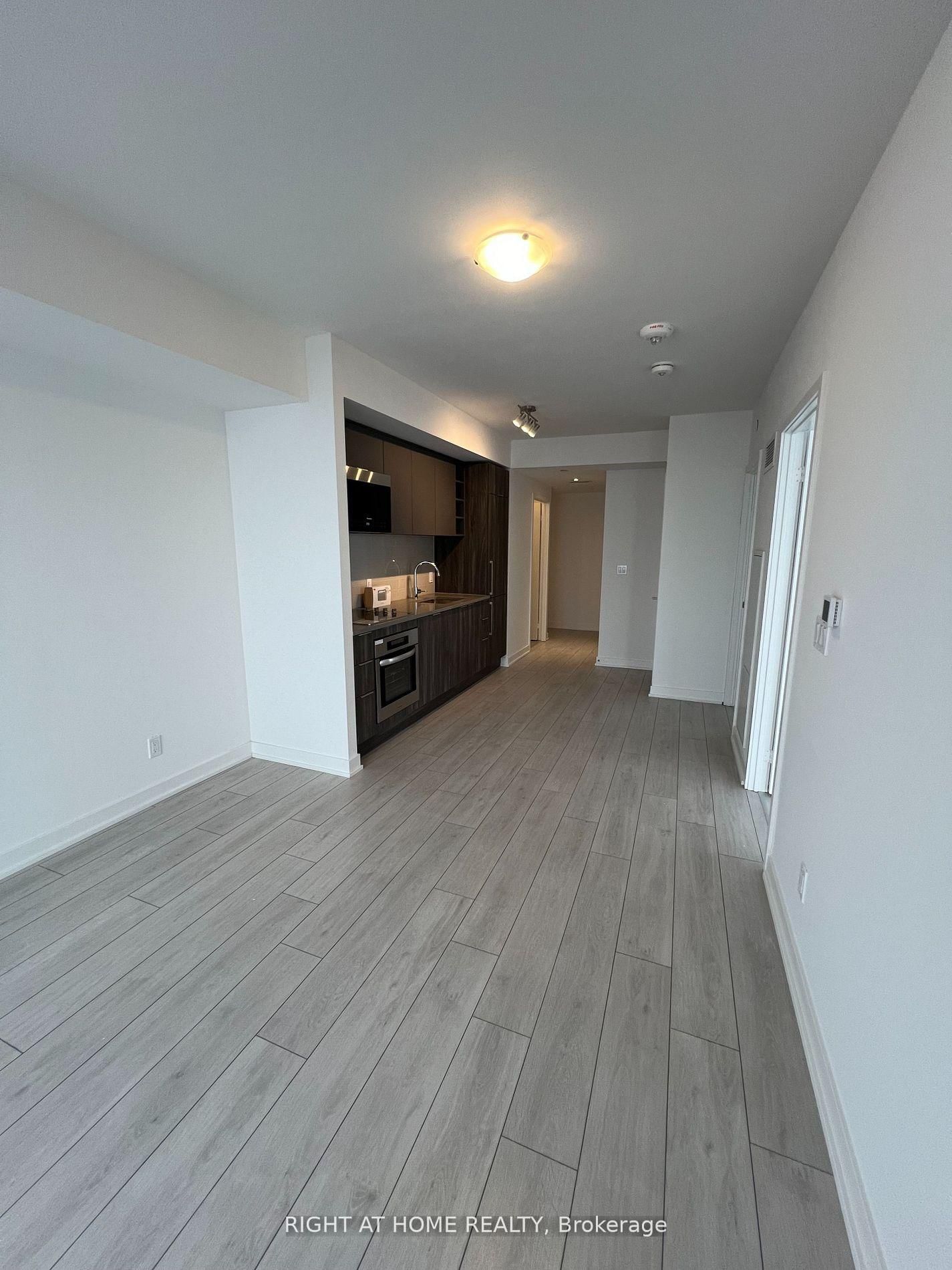 3105-2033 Kennedy Rd, Toronto — 3