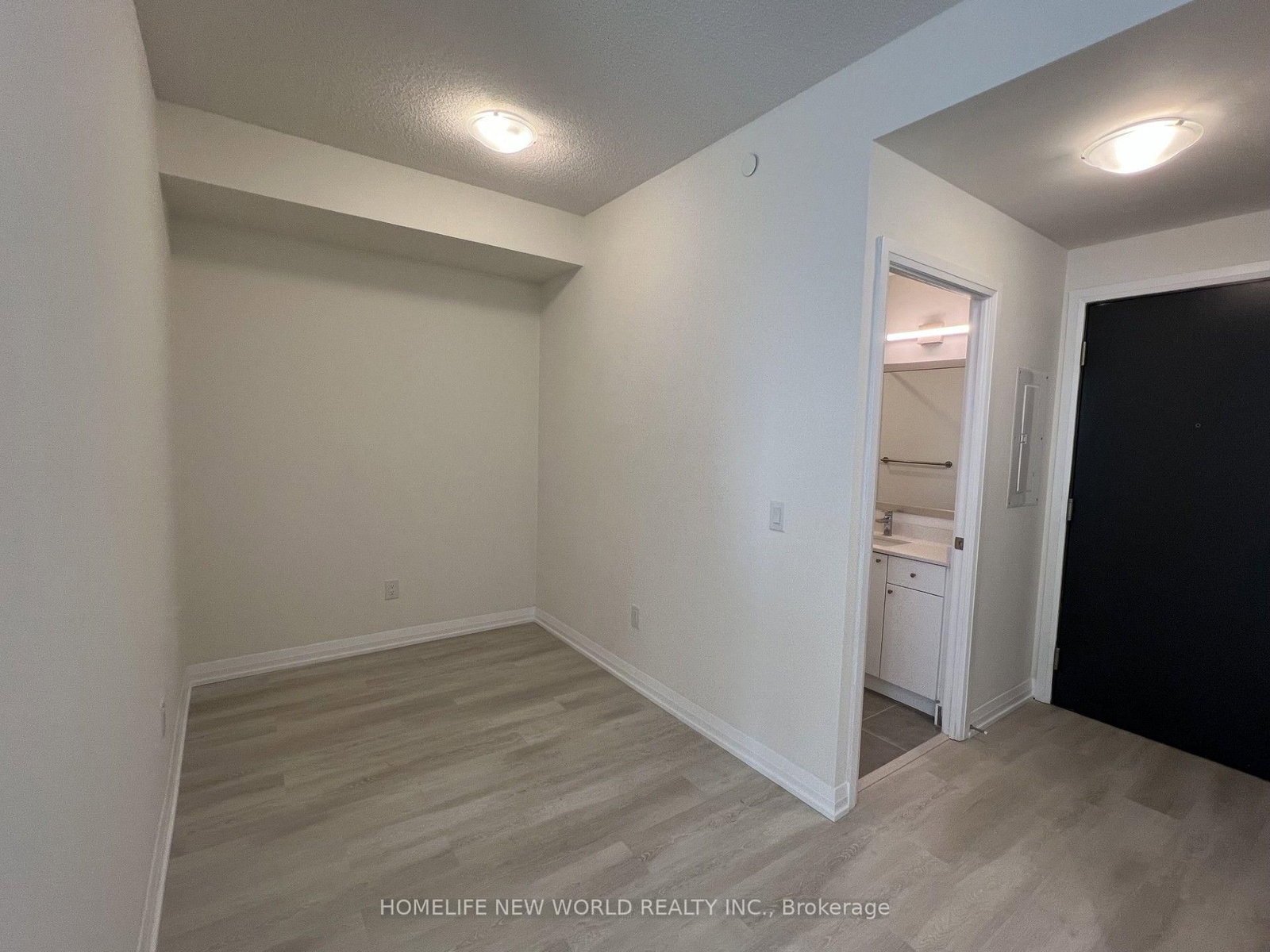 2705-3260 Sheppard Ave, Toronto — 4