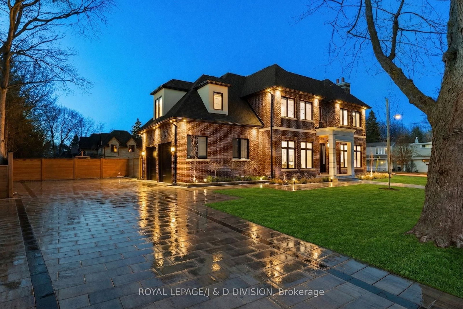 4 Pine Ridge Dr, Toronto — 48