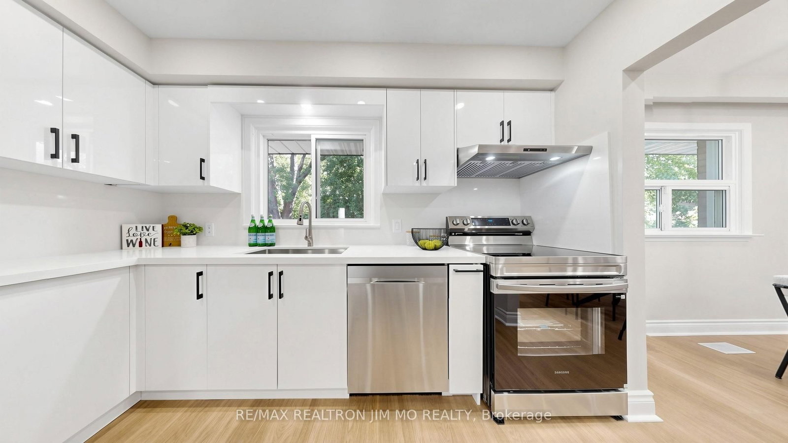2571 Kennedy Rd, Toronto — 10