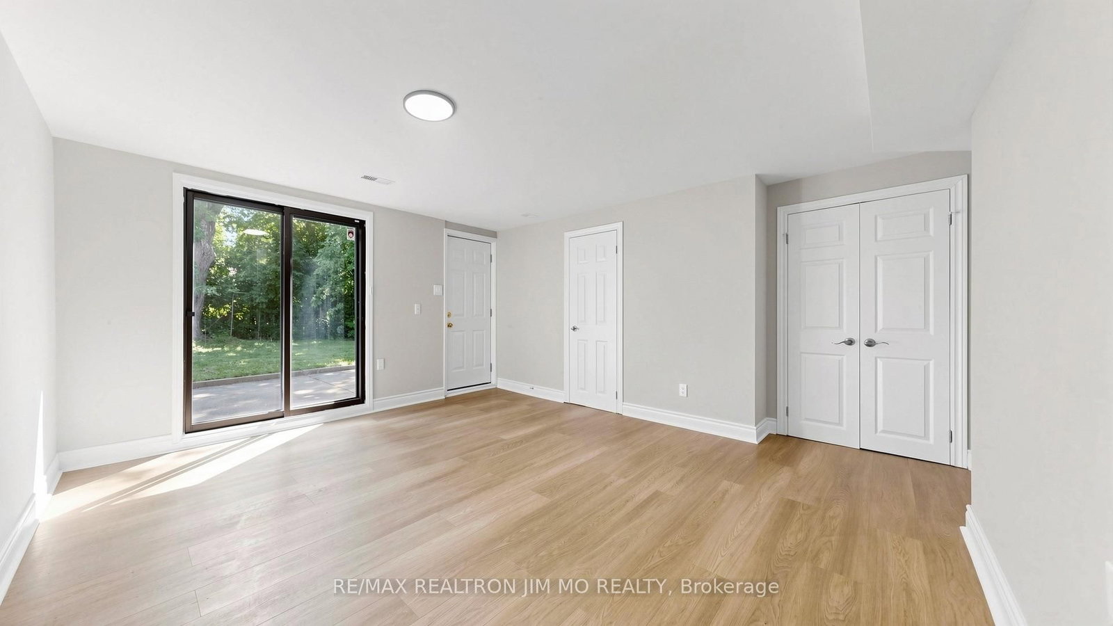 2571 Kennedy Rd, Toronto — 16