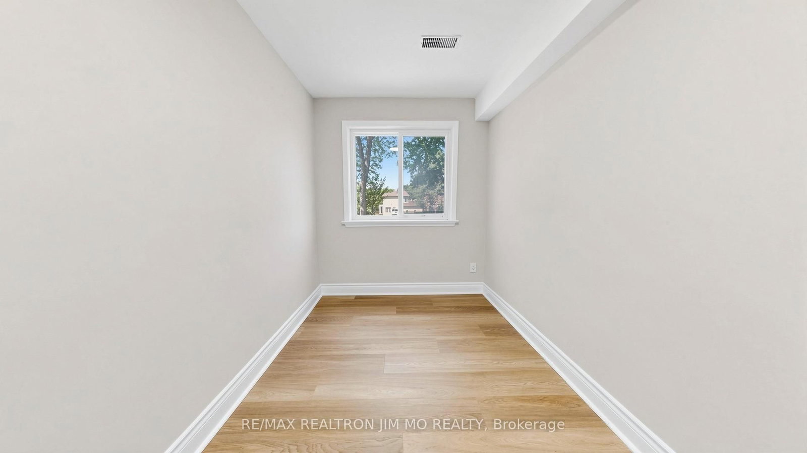 2571 Kennedy Rd, Toronto — 19