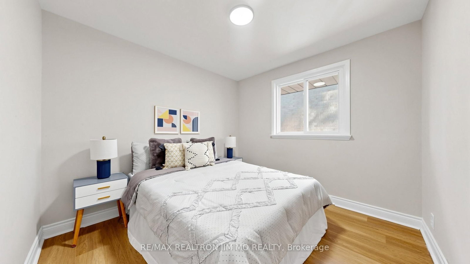 2571 Kennedy Rd, Toronto — 23