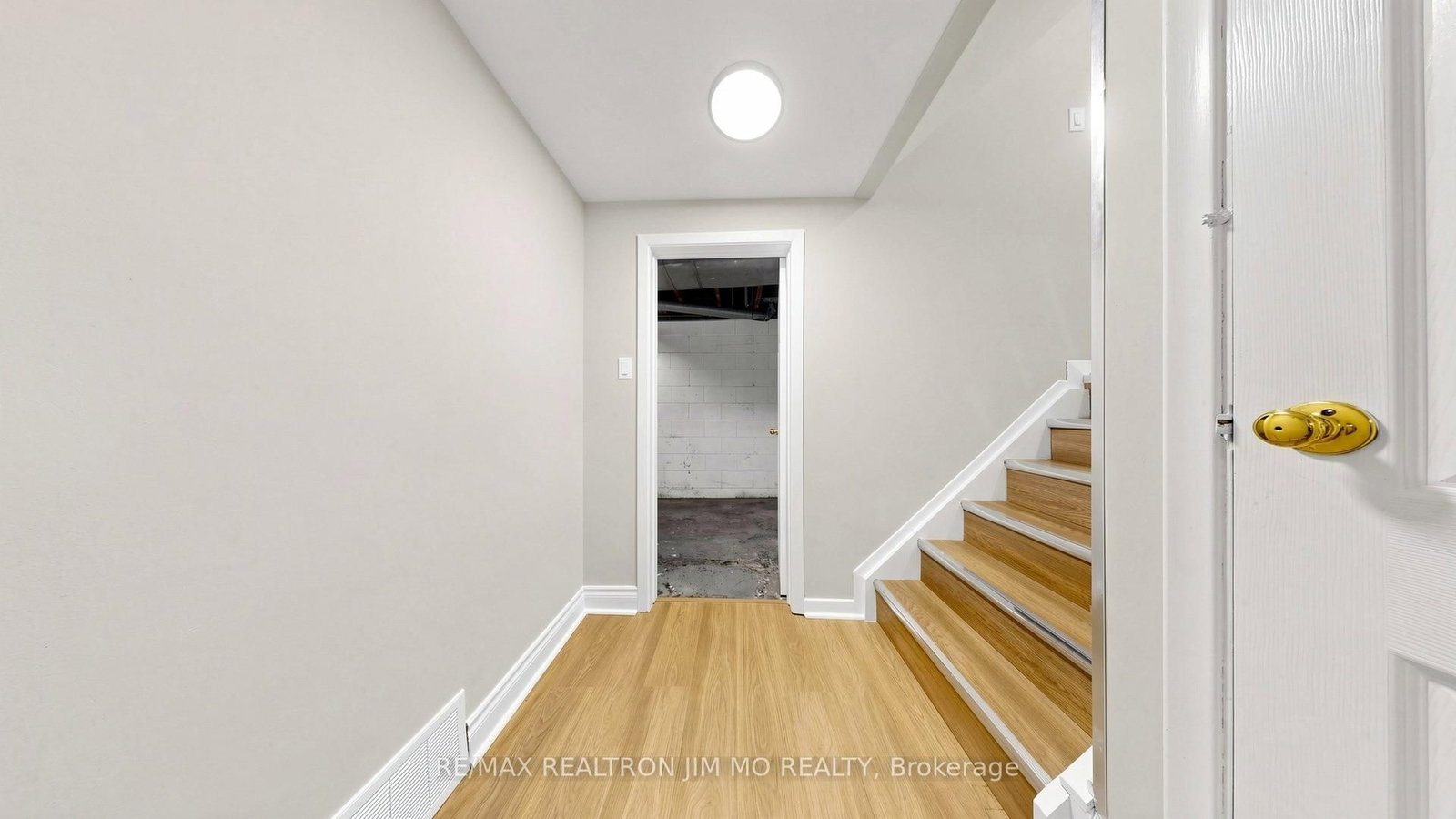 2571 Kennedy Rd, Toronto — 30