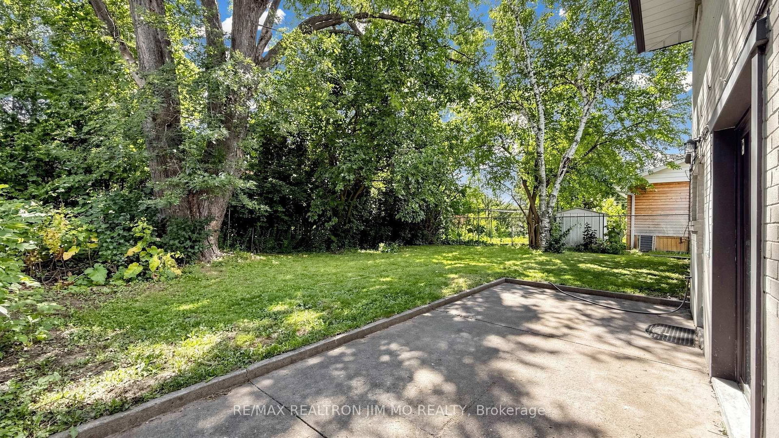 2571 Kennedy Rd, Toronto — 38