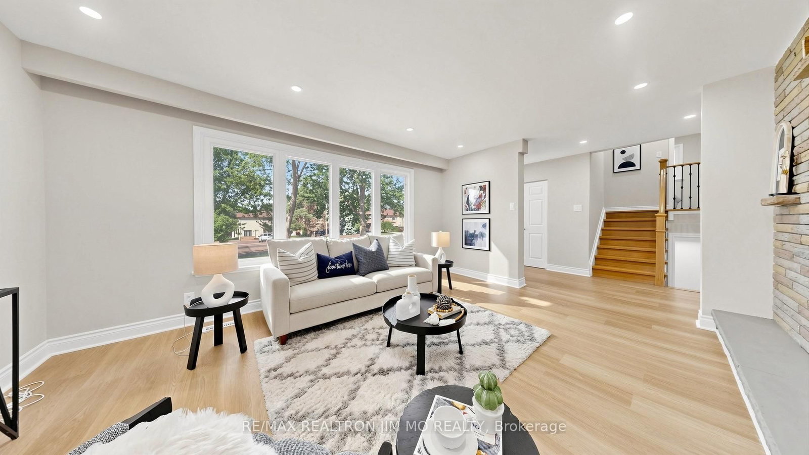 2571 Kennedy Rd, Toronto — 7