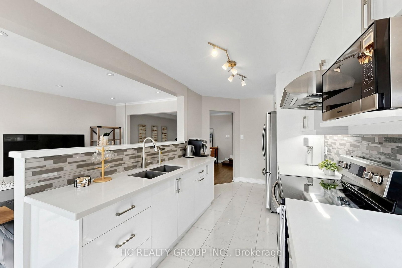 14 Becca Hall Tr, Toronto — 16