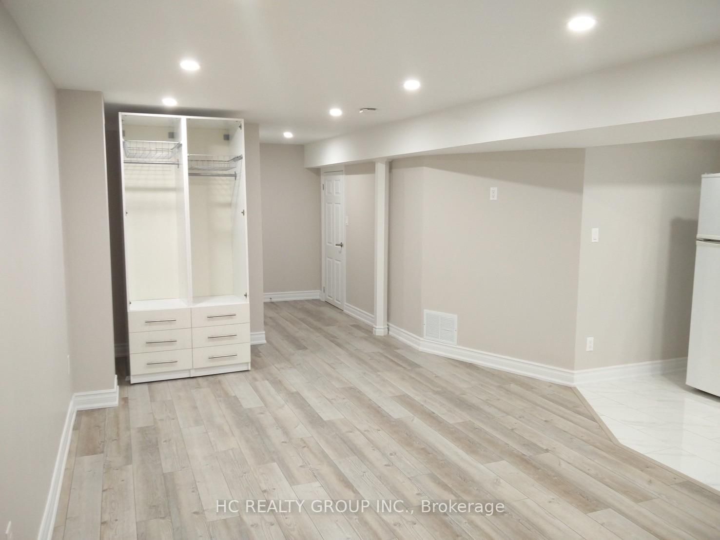 14 Becca Hall Tr, Toronto — 44