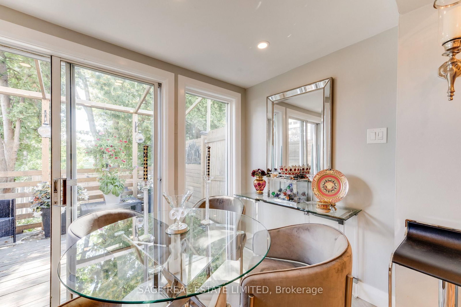 241 Langley Ave, Toronto — 16