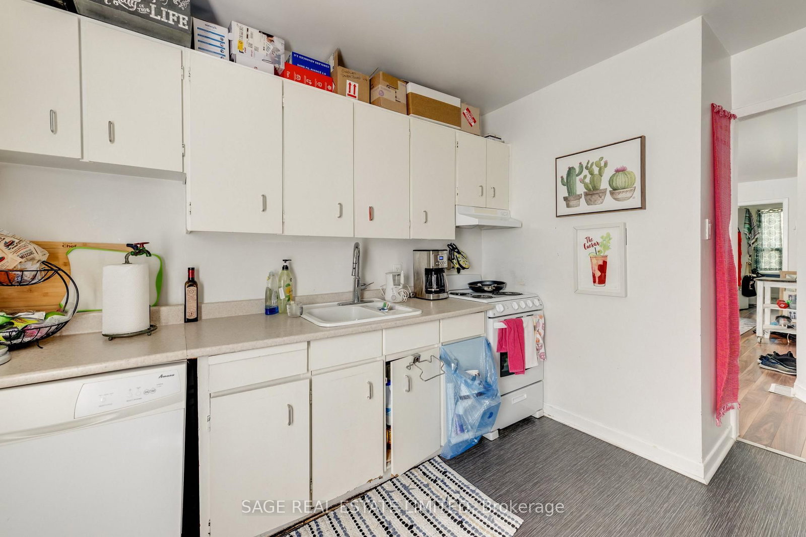 241 Langley Ave, Toronto — 18
