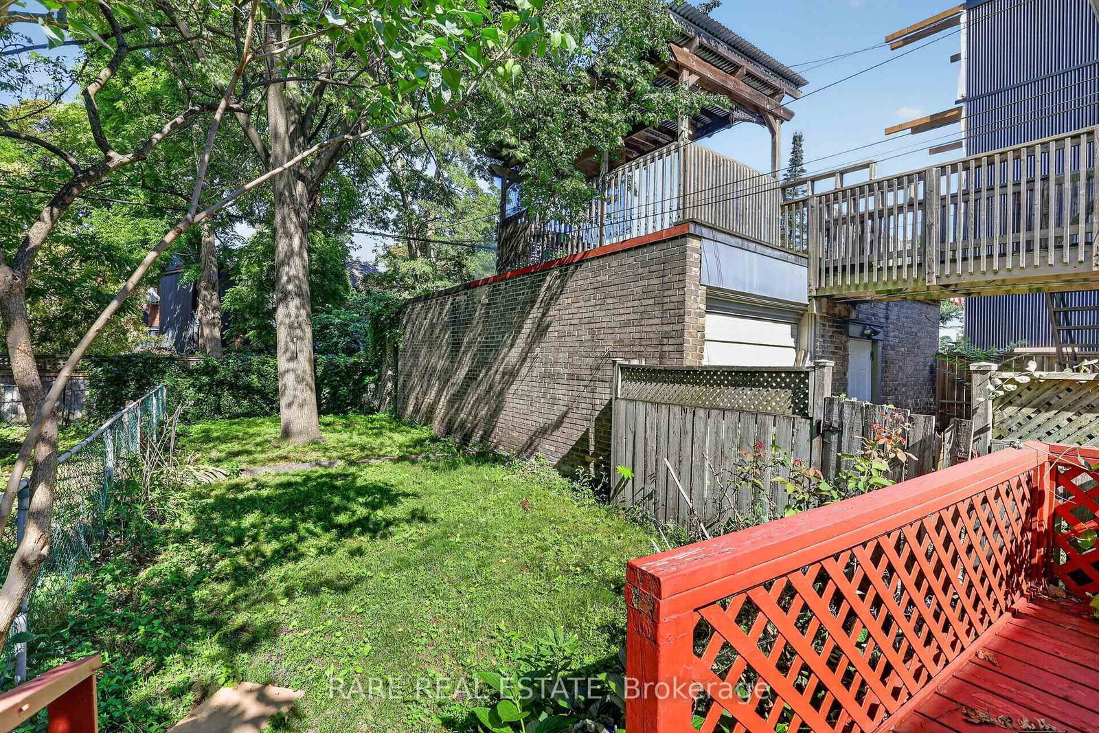 890 & 892 Broadview Ave, Toronto — 12